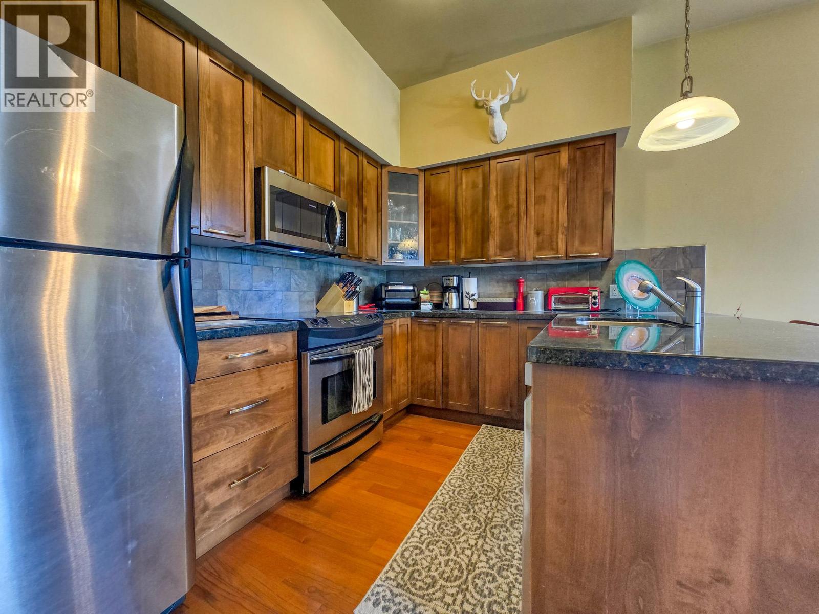 905 7th Avenue Unit# 201, Invermere, British Columbia  V0A 1K0 - Photo 2 - 10389746
