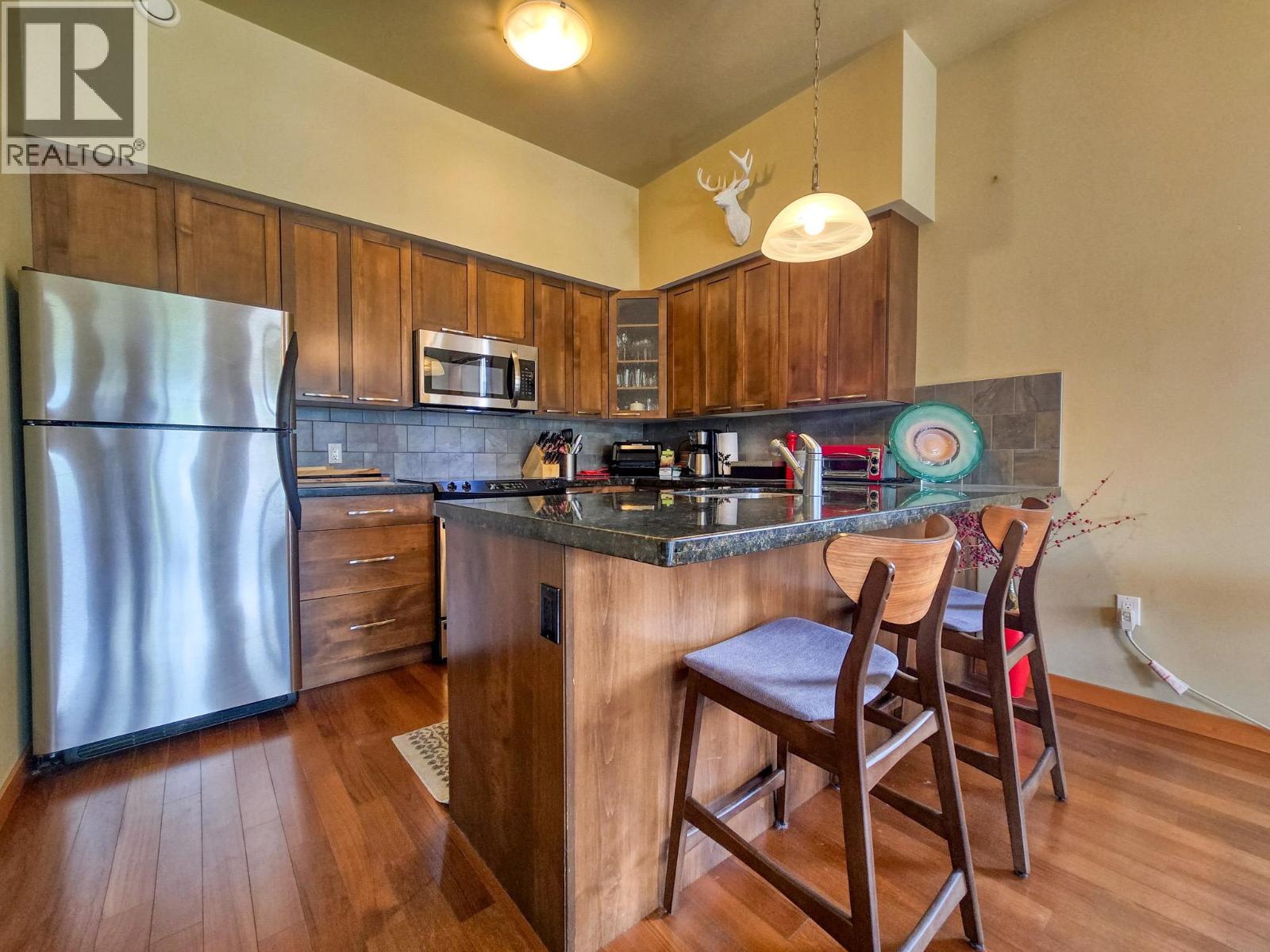 905 7th Avenue Unit# 201, Invermere, British Columbia  V0A 1K0 - Photo 4 - 10389746