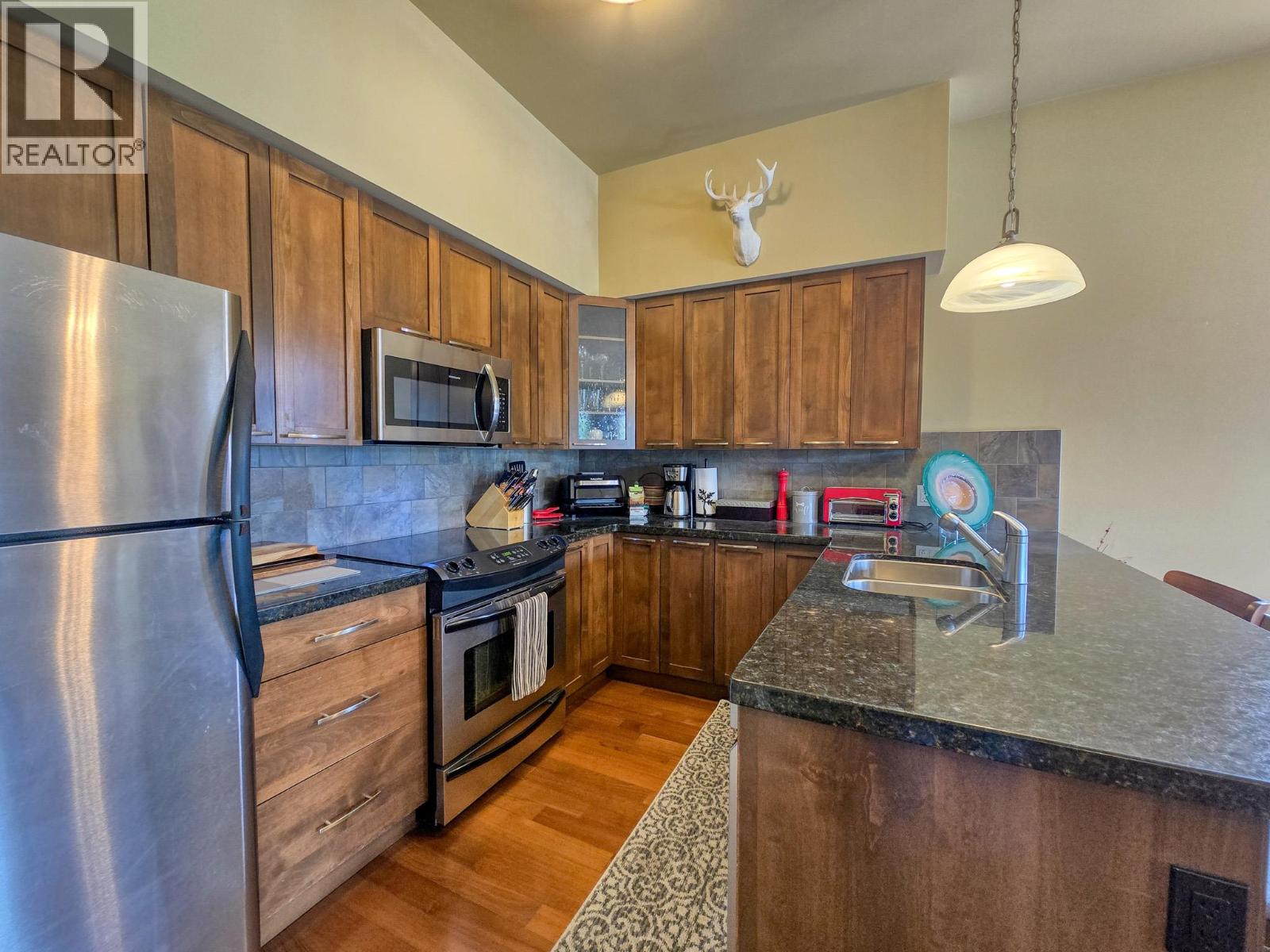 905 7th Avenue Unit# 201, Invermere, British Columbia  V0A 1K0 - Photo 6 - 10389746