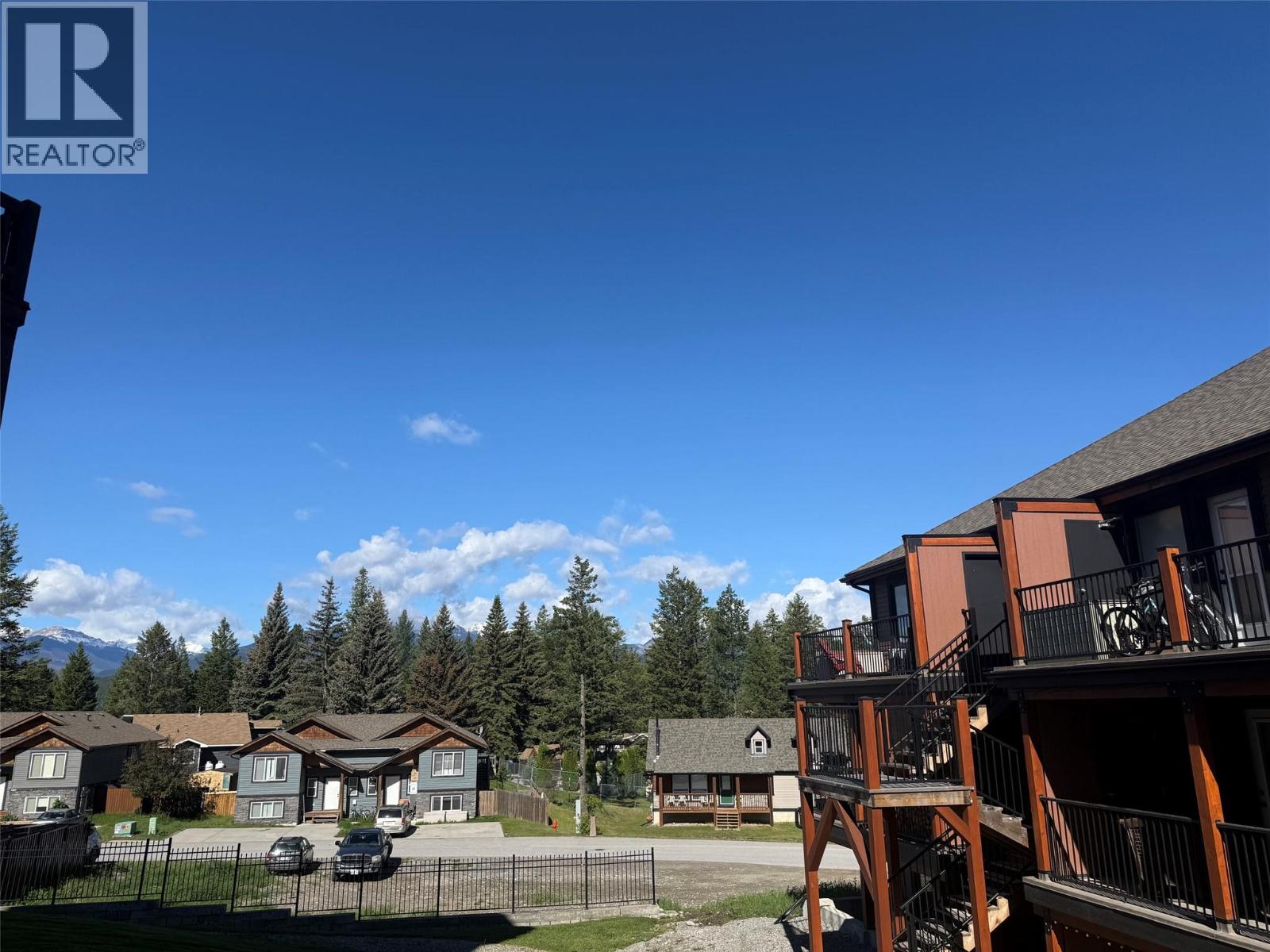7337 Prospector Avenue Unit# 204, Radium Hot Springs, British Columbia  V0A 1M0 - Photo 3 - 10390694