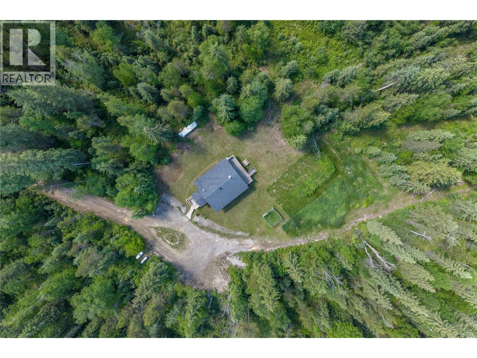 2415 Kettleston Road, Golden, British Columbia  V0A 1H1 - Photo 26 - 10390585