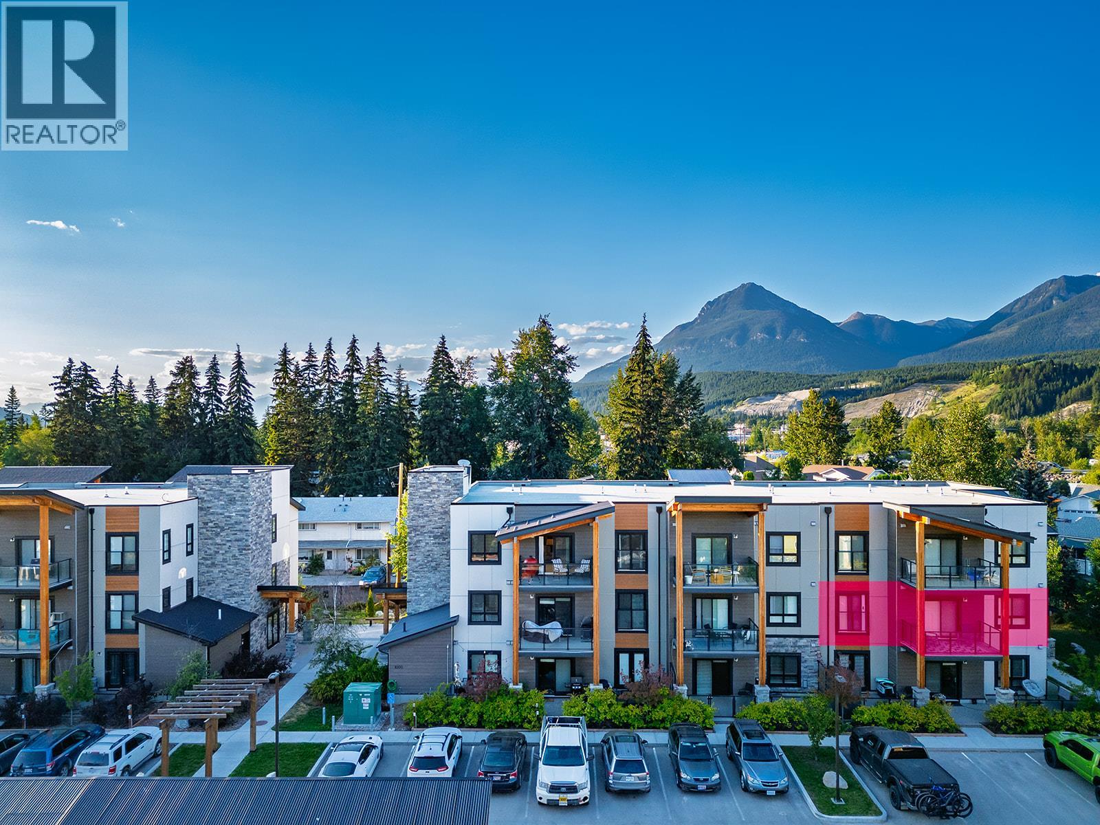 410 5TH Avenue Unit# 1206, Golden, British Columbia