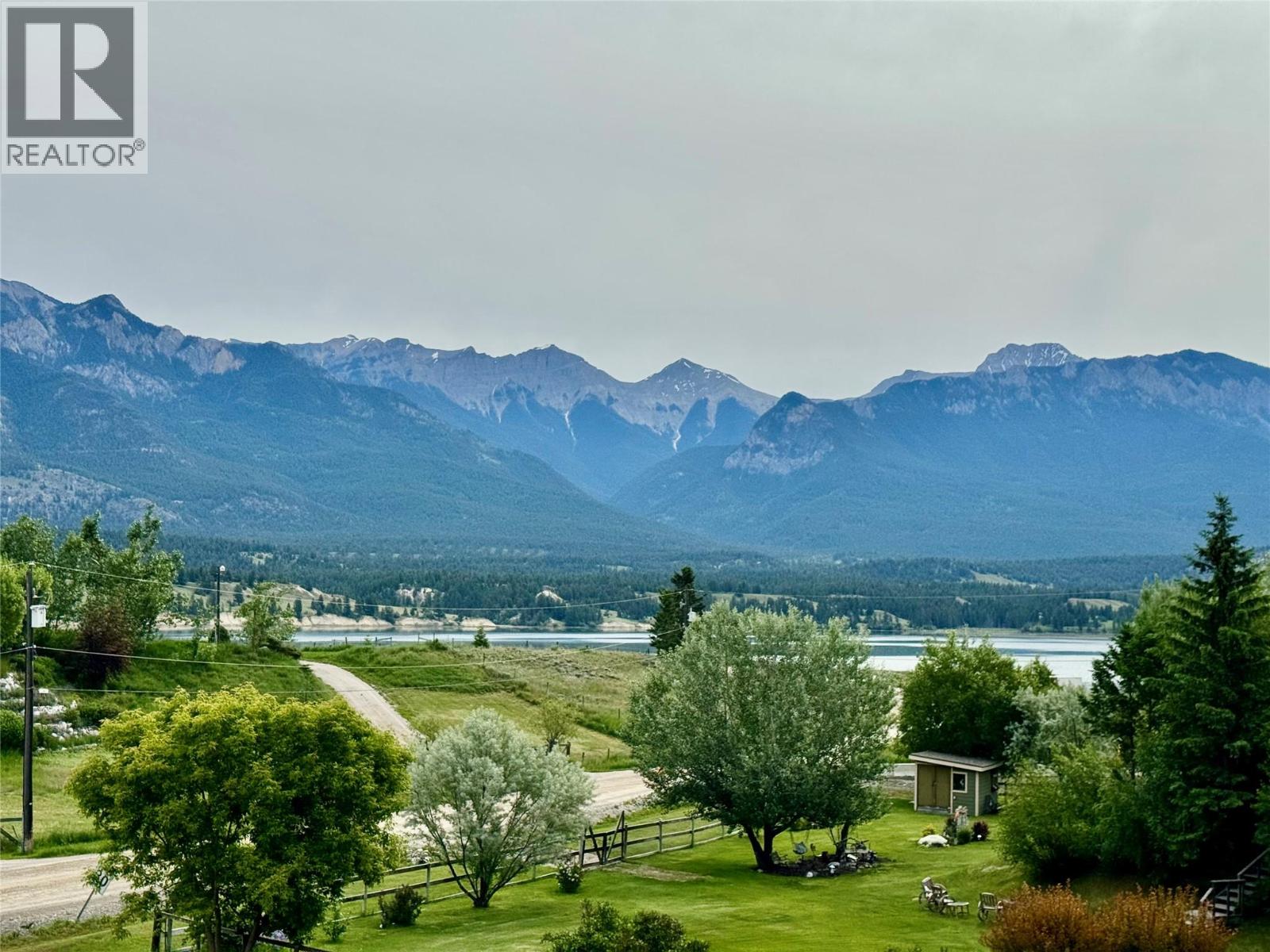 4549 Rushmere Road, Windermere, British Columbia  V0A 1K4 - Photo 2 - 10391488