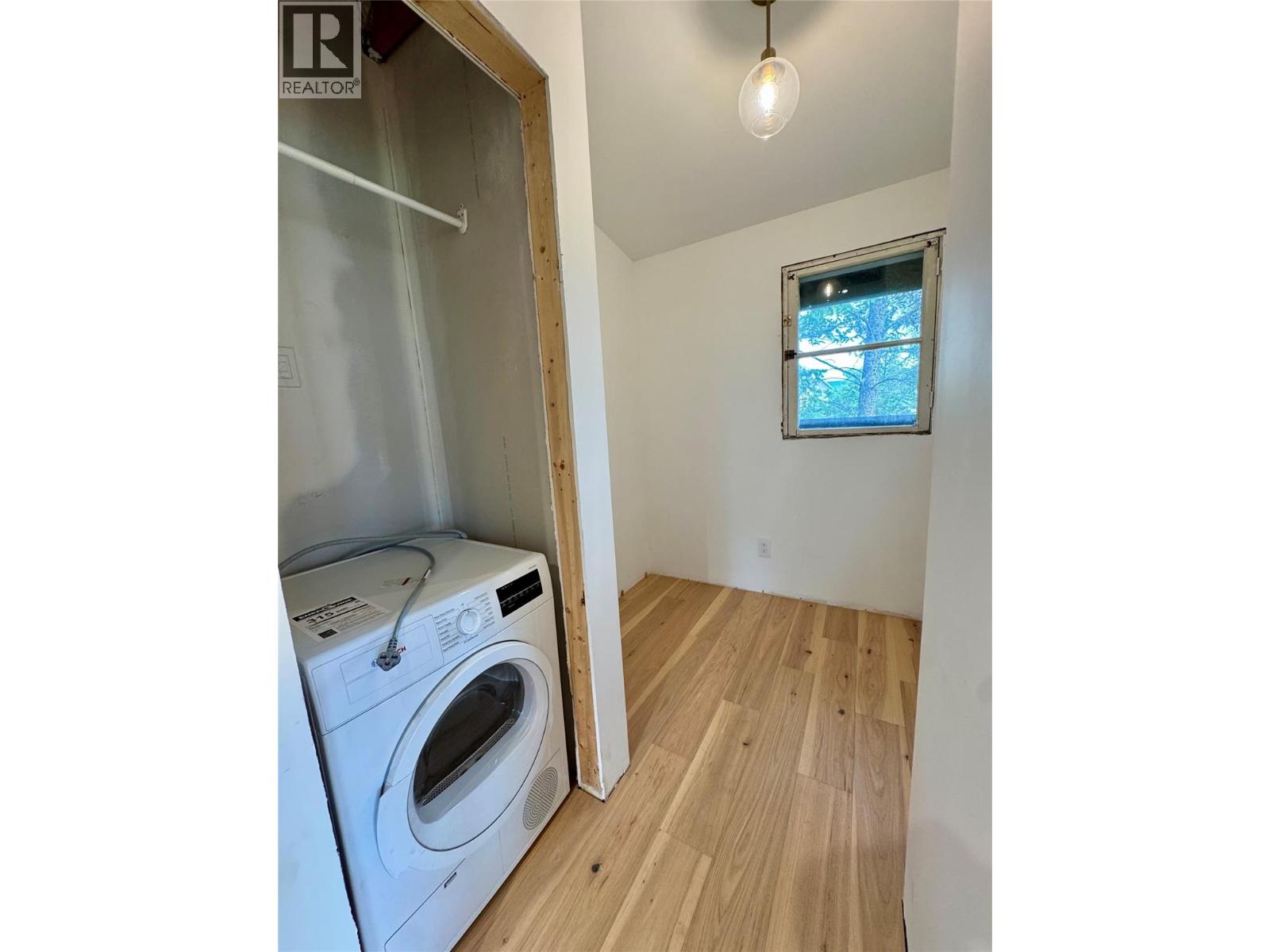 4549 Rushmere Road, Windermere, British Columbia  V0A 1K4 - Photo 8 - 10391488