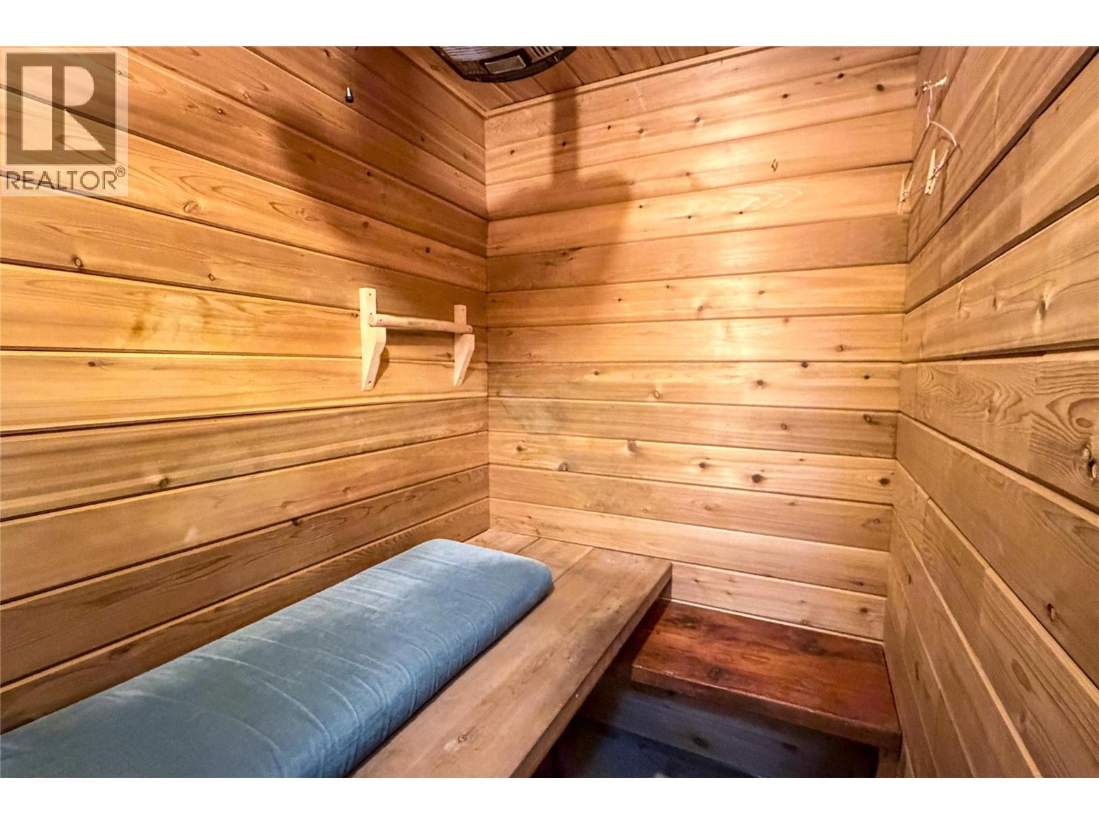 1360 Adolph Johnson Road, Golden, British Columbia  V0A 1H1 - Photo 16 - 10390040