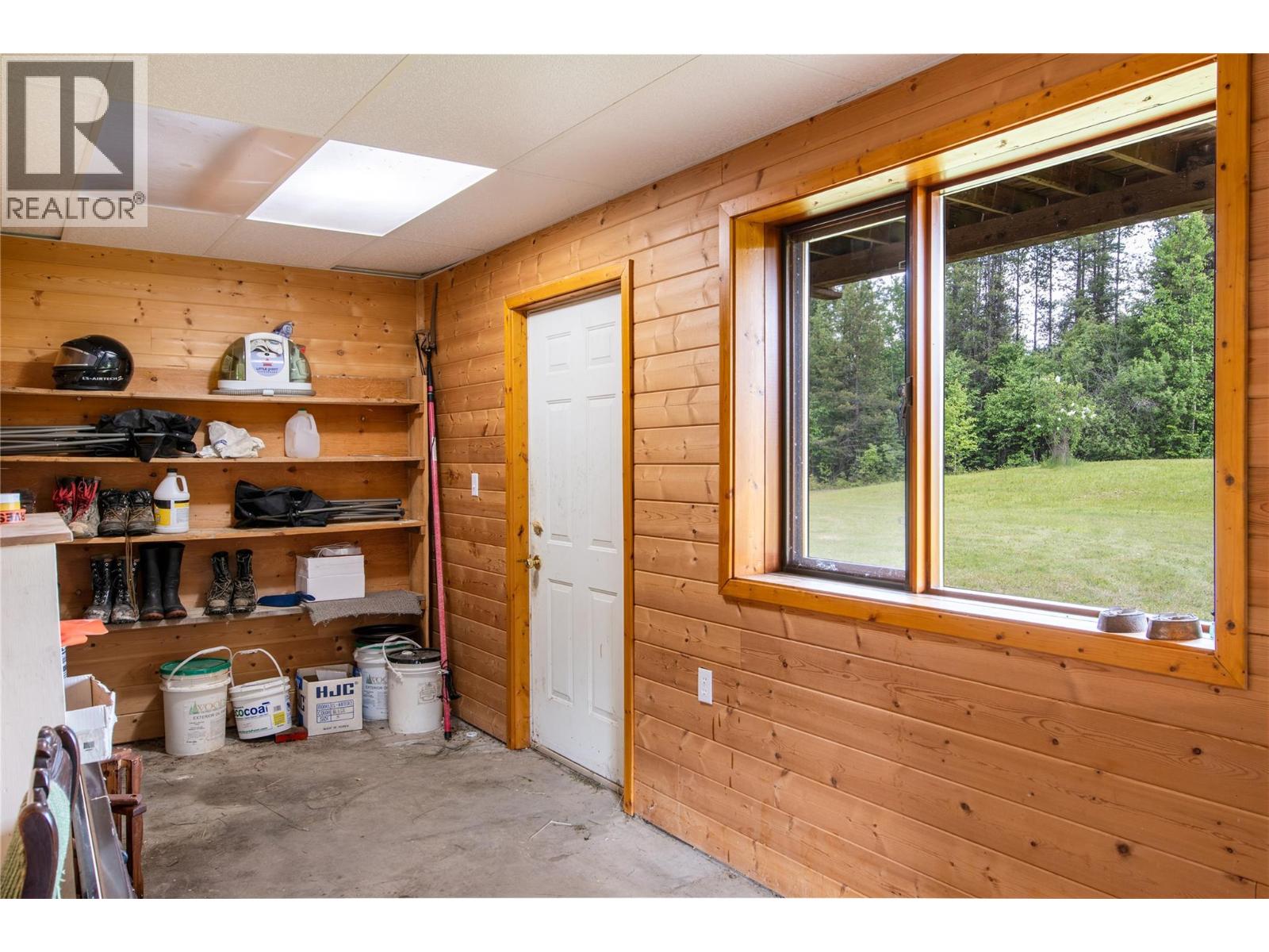 1360 Adolph Johnson Road, Golden, British Columbia  V0A 1H1 - Photo 18 - 10390040