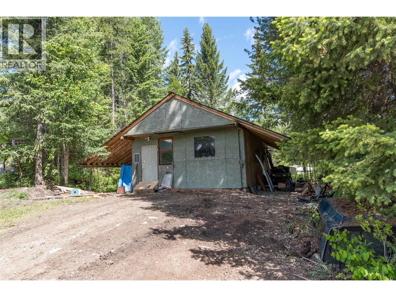 1360 Adolph Johnson Road, Golden, British Columbia  V0A 1H1 - Photo 42 - 10390040
