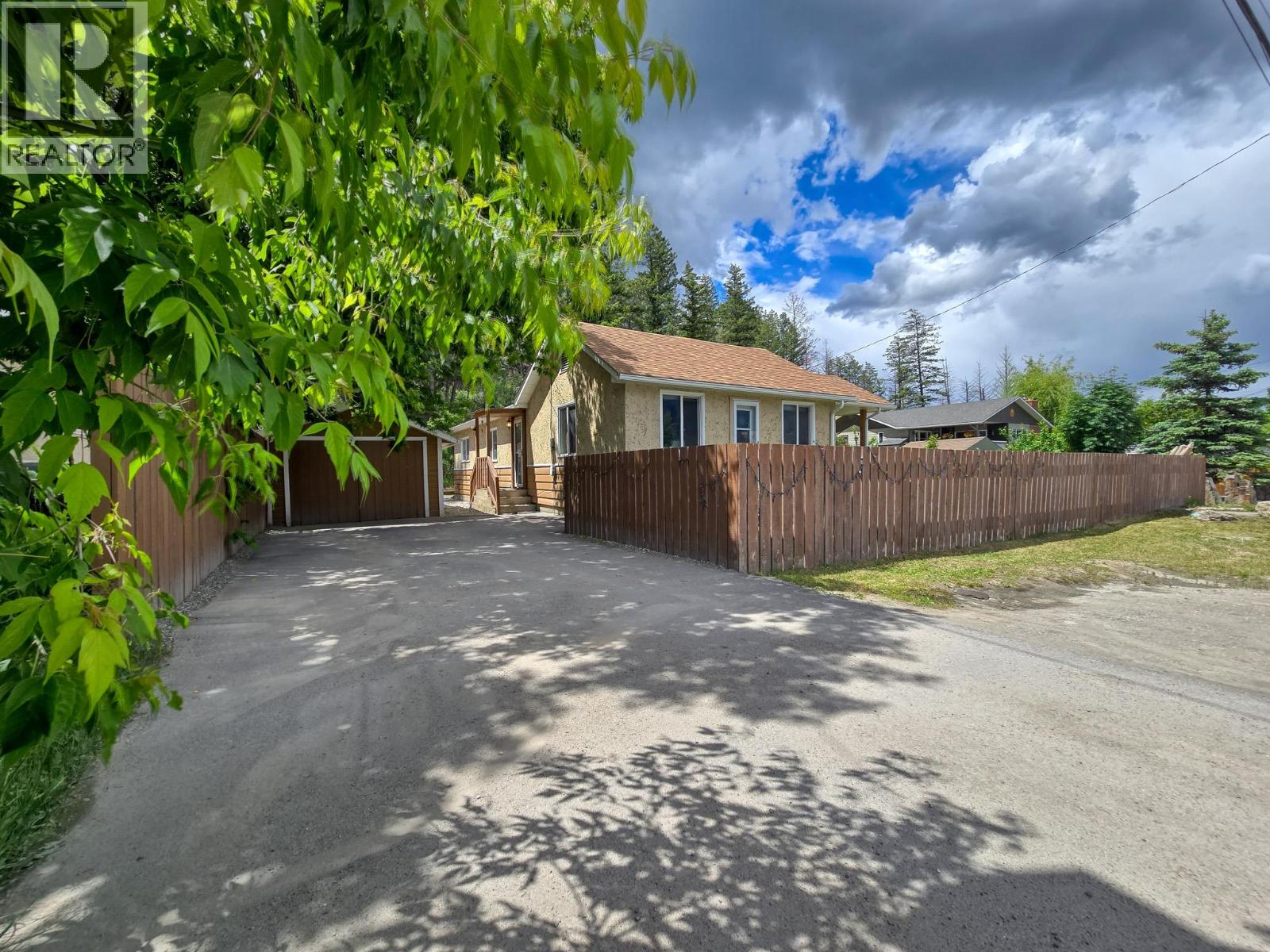 345 Panorama Drive, Invermere, British Columbia  V0A 1K0 - Photo 7 - 10390870