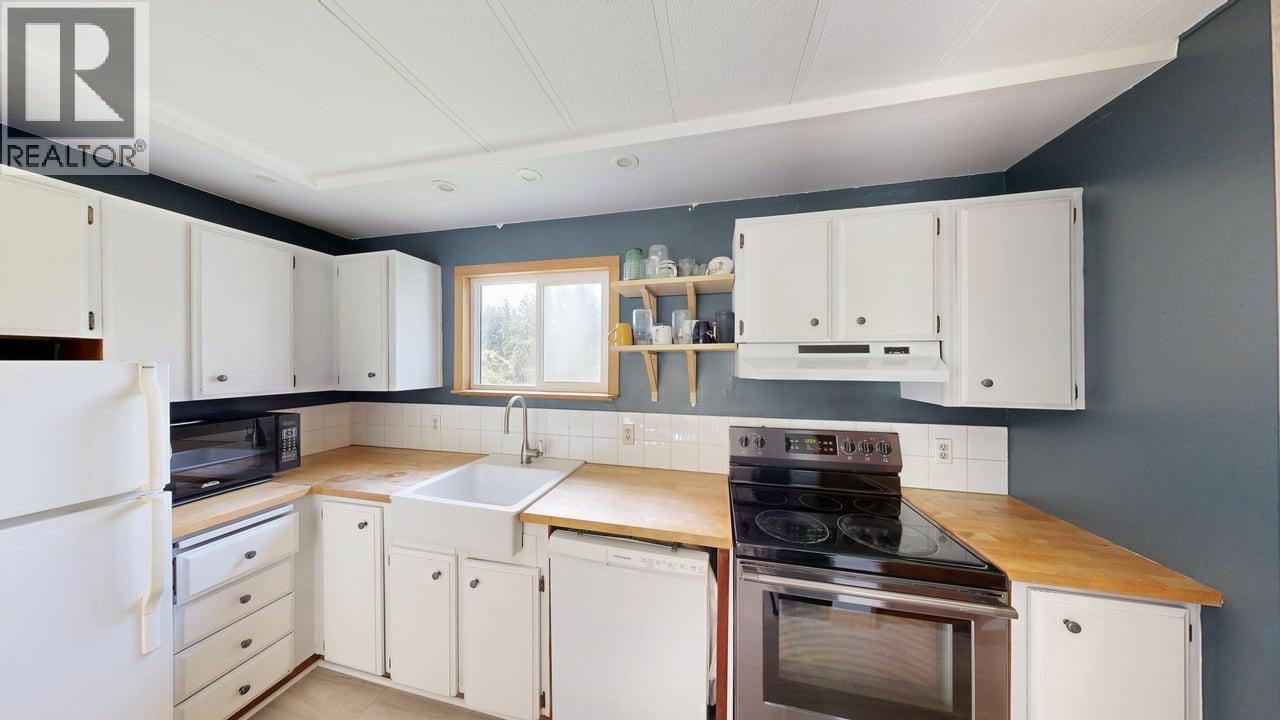 601 Lapp Road, Golden, British Columbia  V0A 1H3 - Photo 10 - 10388983