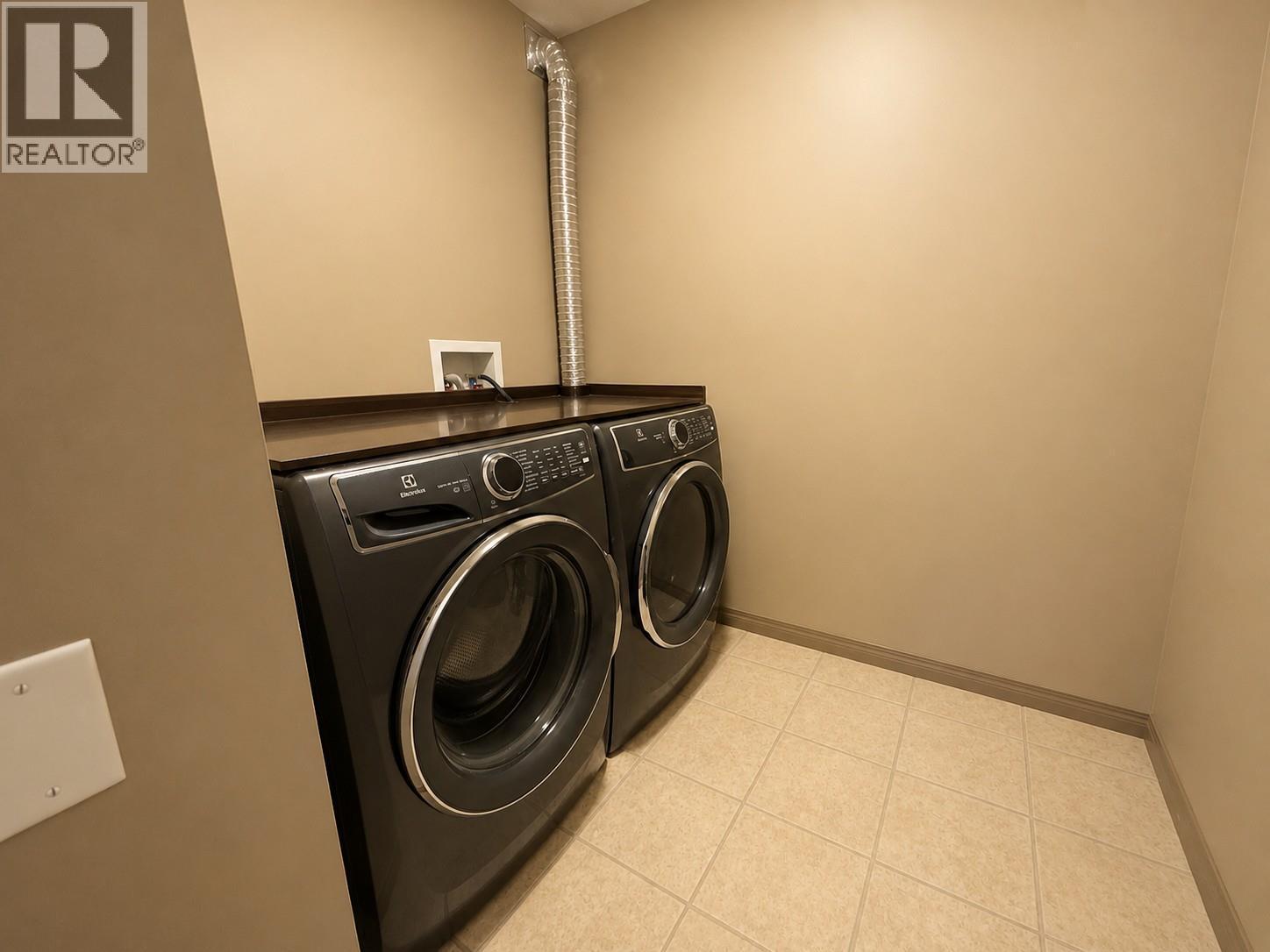 4874 Stanley Street Unit# 2208, Radium Hot Springs, British Columbia  V0A 1M0 - Photo 26 - 10392043