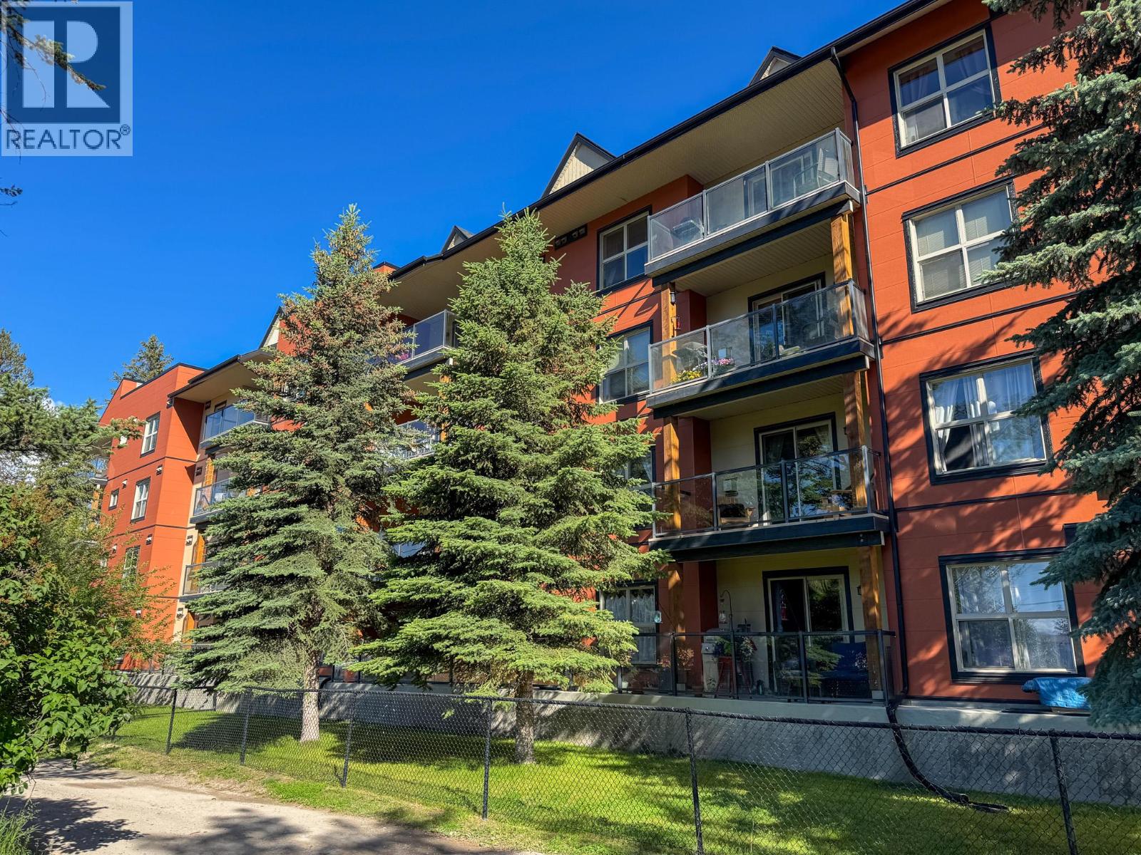 4874 Stanley Street Unit# 2208, Radium Hot Springs, British Columbia  V0A 1M0 - Photo 5 - 10392043