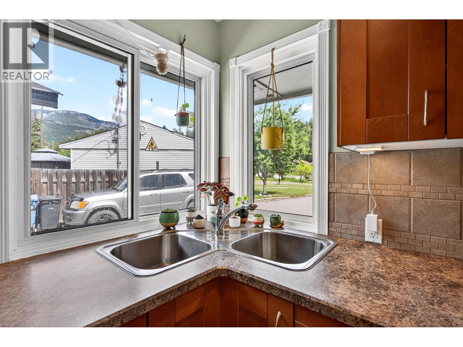 A-1215 Alexander Drive, Golden, British Columbia  V0A 1H0 - Photo 23 - 10392071
