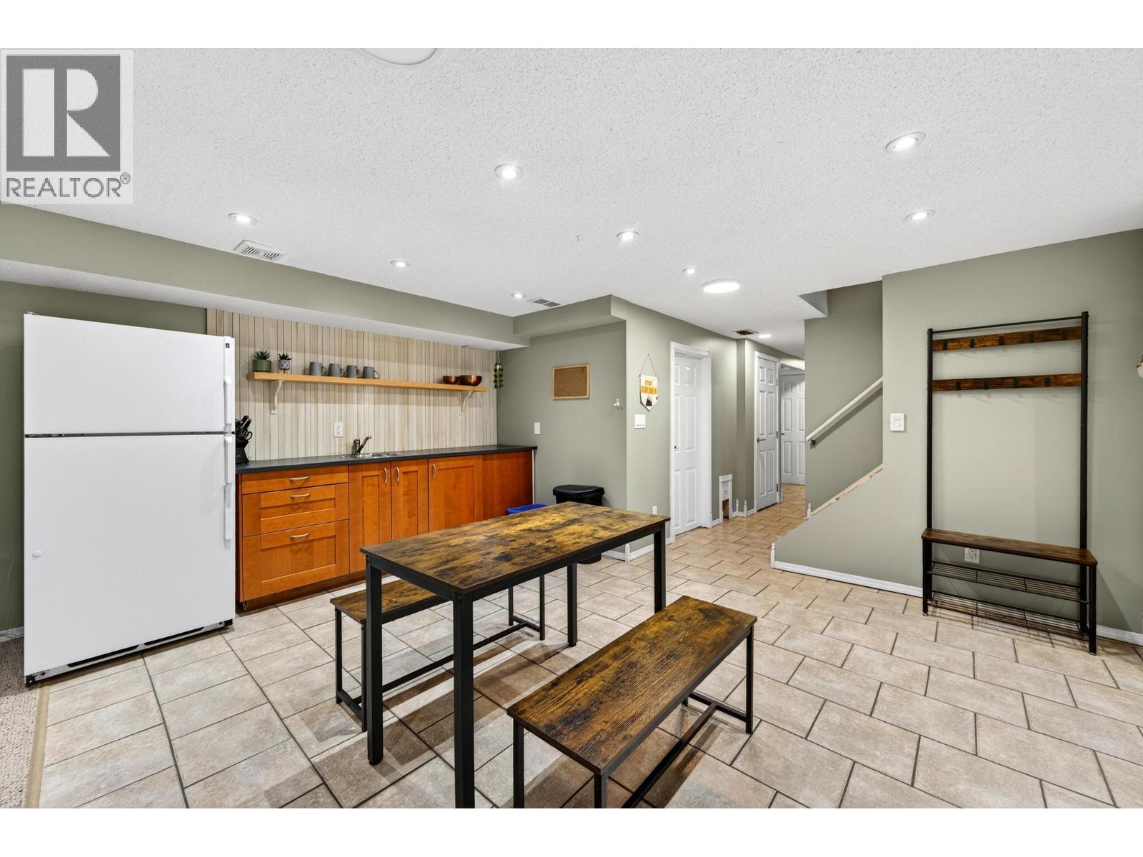 A-1215 Alexander Drive, Golden, British Columbia  V0A 1H0 - Photo 37 - 10392071