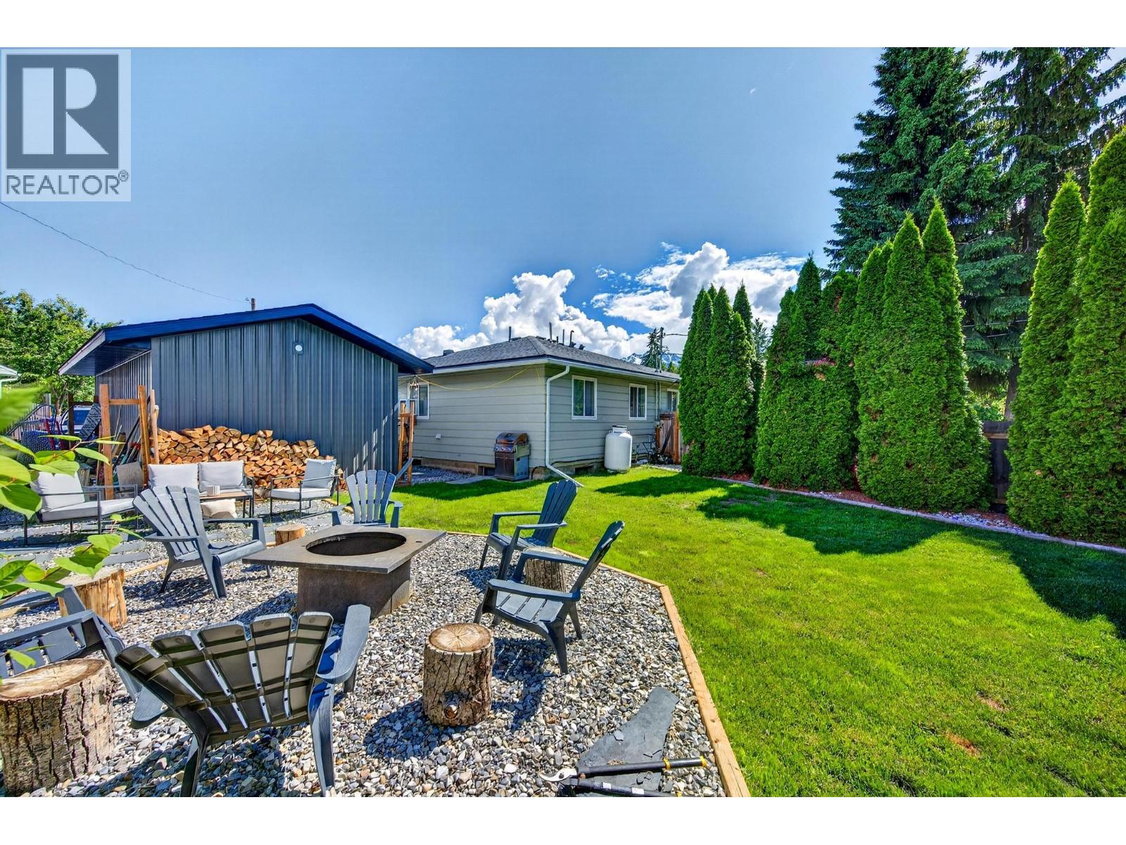 A-1215 Alexander Drive, Golden, British Columbia  V0A 1H0 - Photo 4 - 10392071
