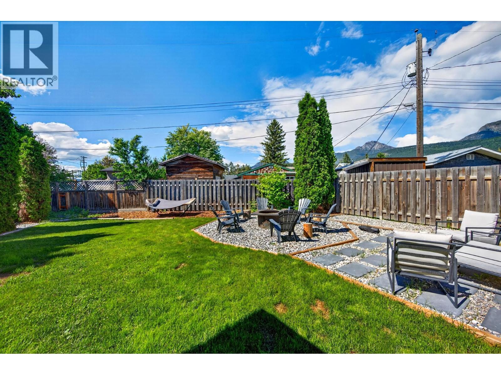 A-1215 Alexander Drive, Golden, British Columbia  V0A 1H0 - Photo 5 - 10392071