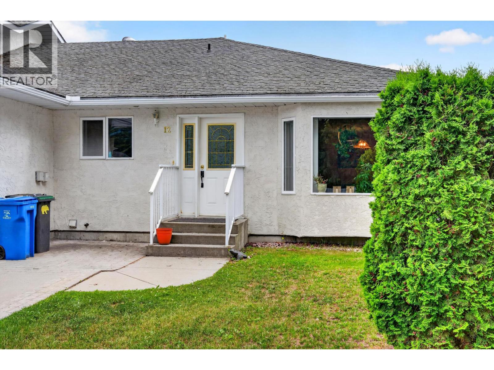 411 5th Avenue S Unit# 12, Golden, British Columbia  V0A 1H0 - Photo 2 - 10392045