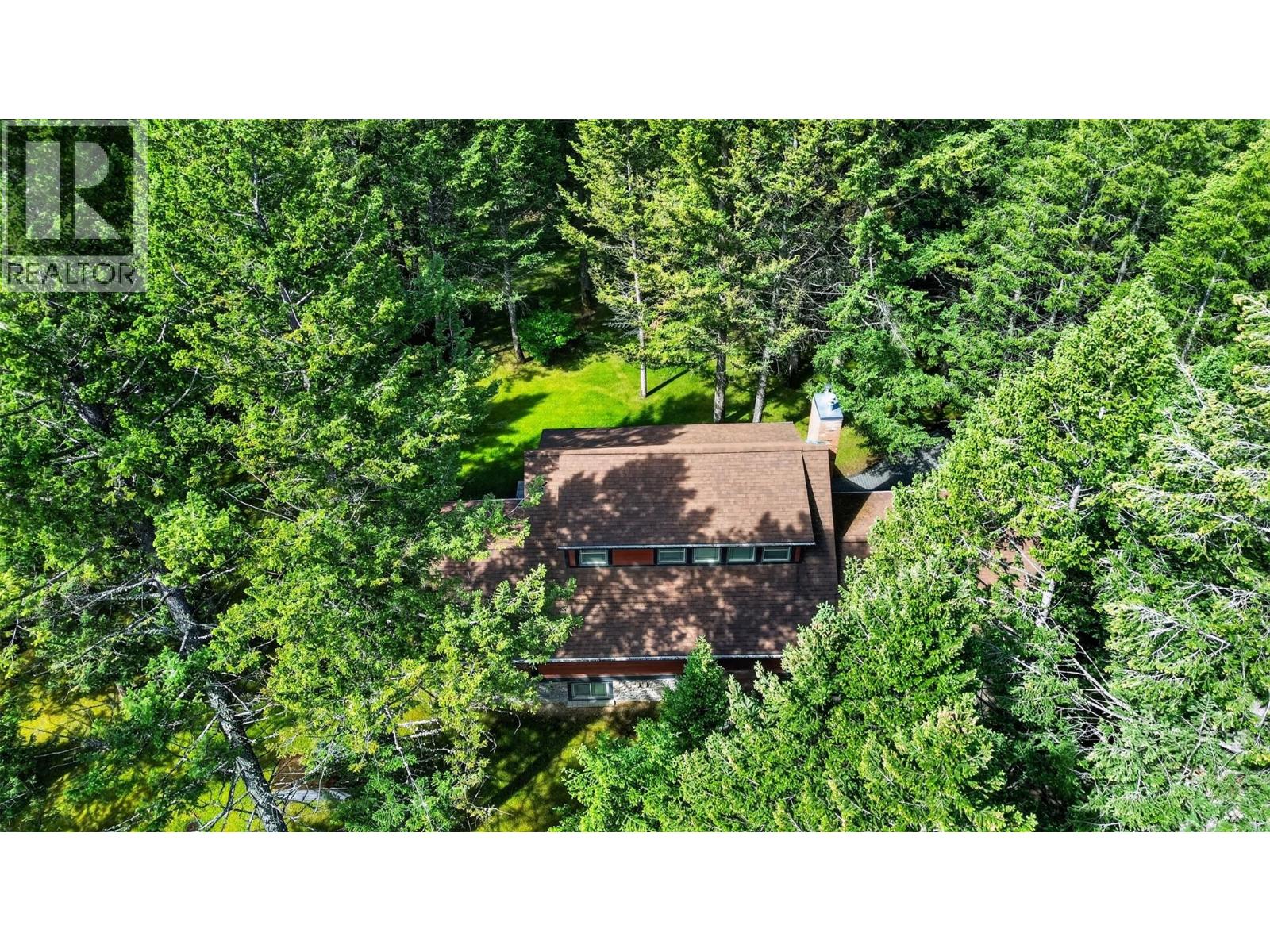 8566 Eacrett Road, Dry Gulch, British Columbia  V0A 1K2 - Photo 10 - 10391305