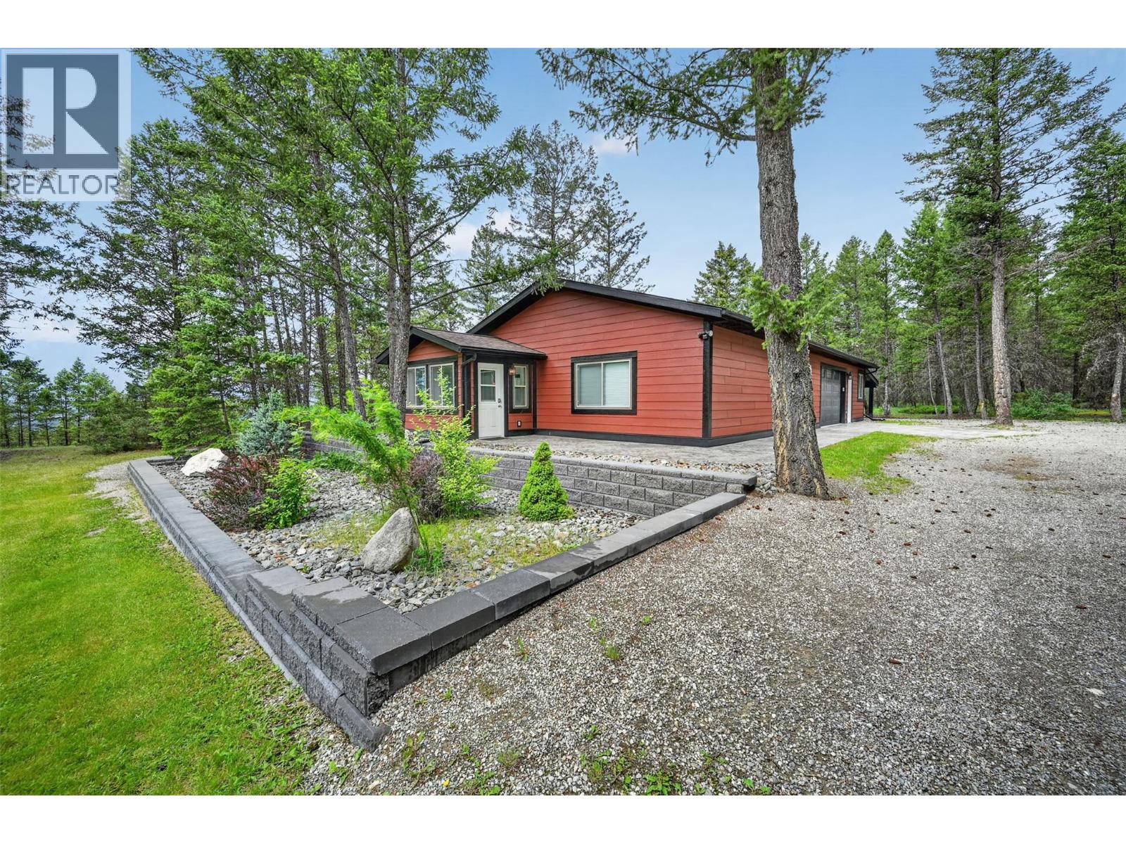 8566 Eacrett Road, Dry Gulch, British Columbia  V0A 1K2 - Photo 35 - 10391305