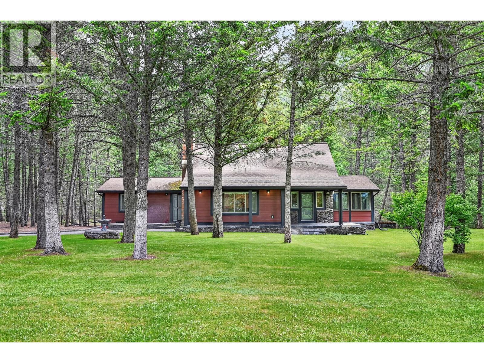 8566 Eacrett Road, Dry Gulch, British Columbia  V0A 1K2 - Photo 47 - 10391305