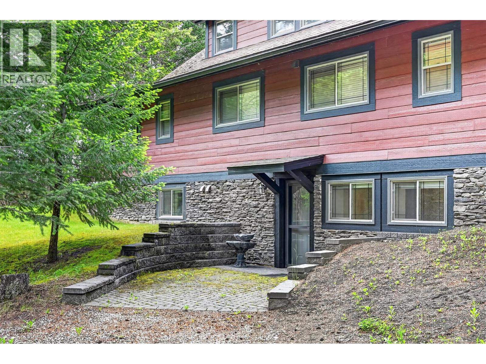 8566 Eacrett Road, Dry Gulch, British Columbia  V0A 1K2 - Photo 53 - 10391305