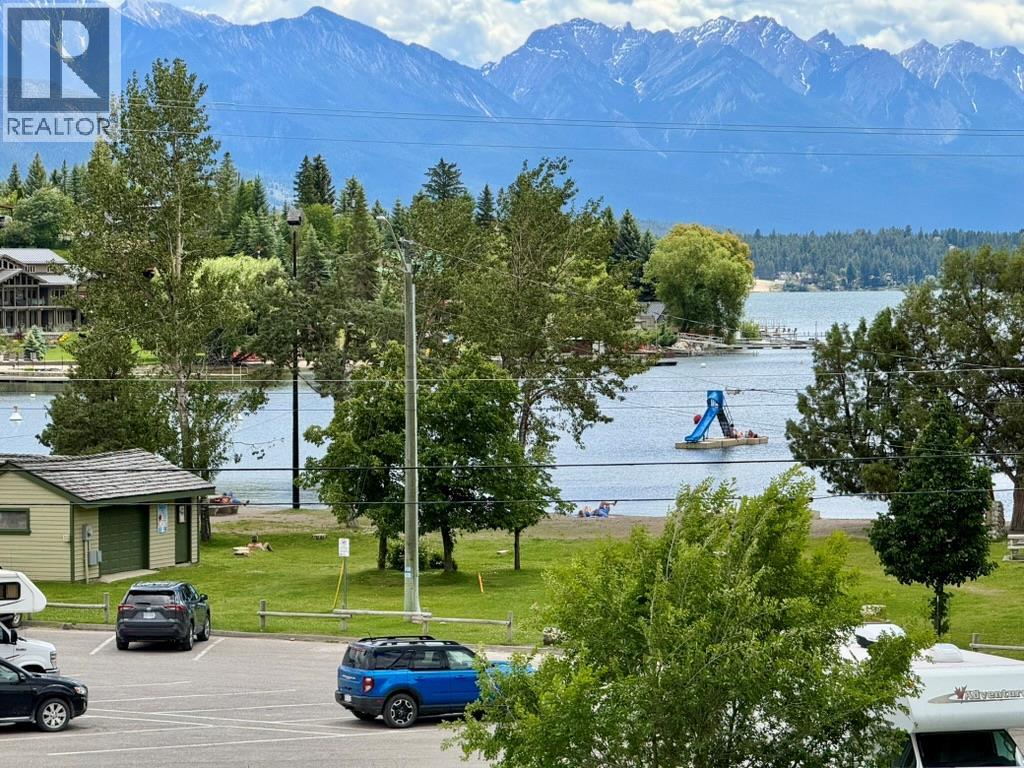 1725 6th Ave Avenue, Invermere, British Columbia
