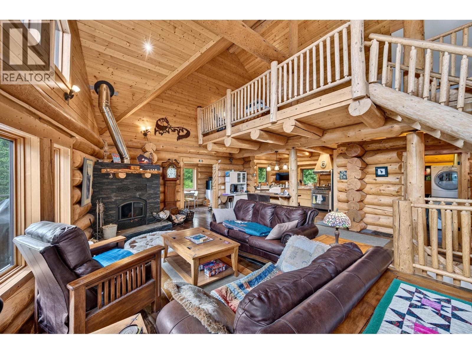 1419 Black Bear Drive, Golden, British Columbia  V0A 1H7 - Photo 7 - 10392508