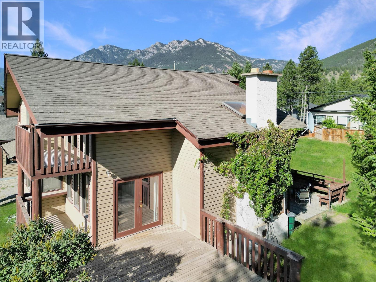 7560 Jackson Avenue, Radium Hot Springs, British Columbia  V0A 1M0 - Photo 15 - 10392319