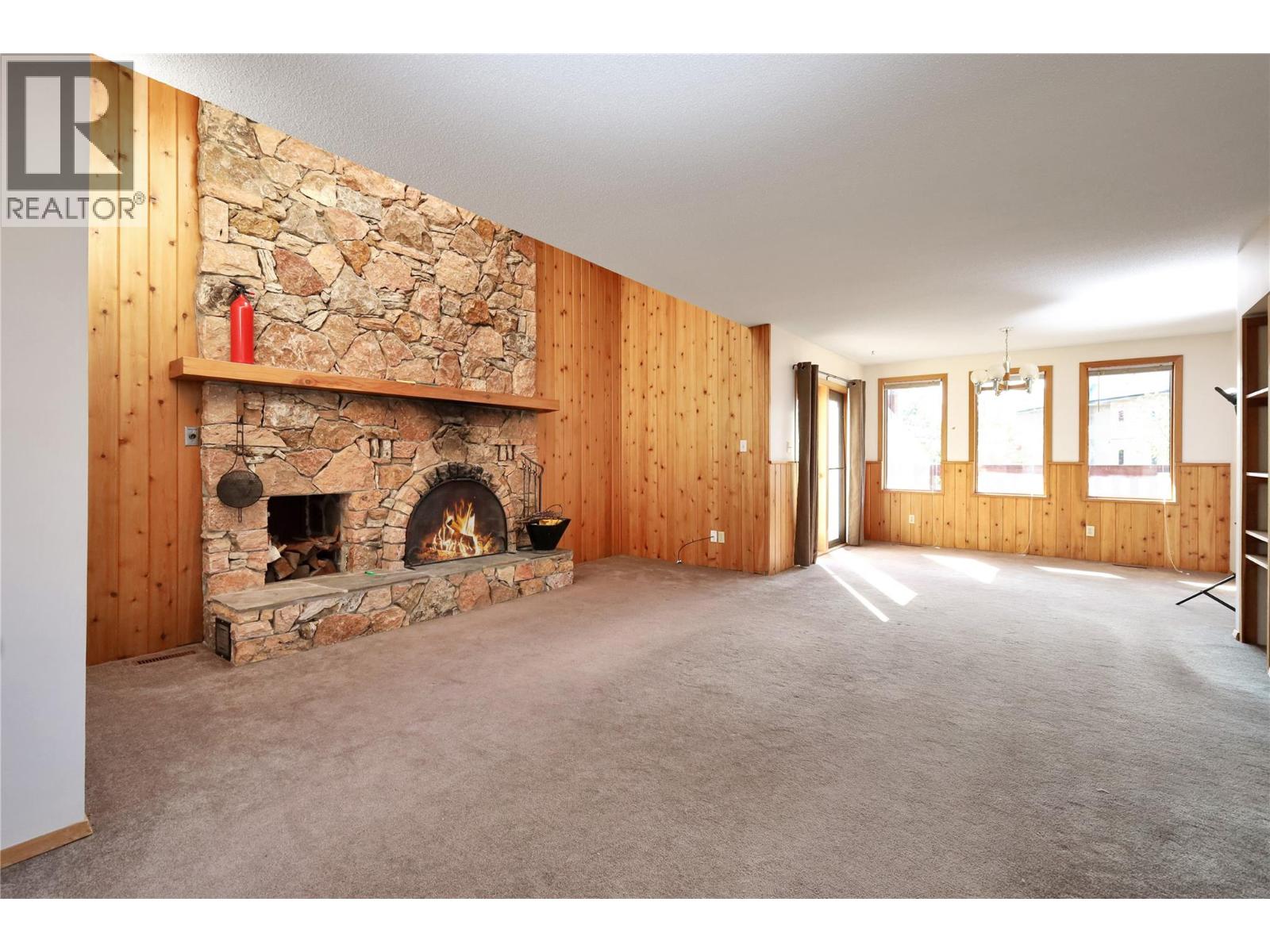 7560 Jackson Avenue, Radium Hot Springs, British Columbia  V0A 1M0 - Photo 39 - 10392319