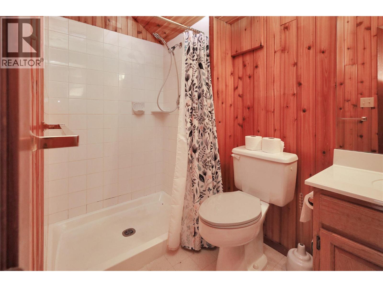 7560 Jackson Avenue, Radium Hot Springs, British Columbia  V0A 1M0 - Photo 63 - 10392319