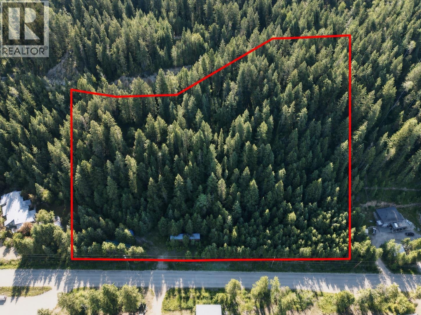 618 Golden Donald Upper Road, Golden, British Columbia  V0A 1H1 - Photo 2 - 10391921