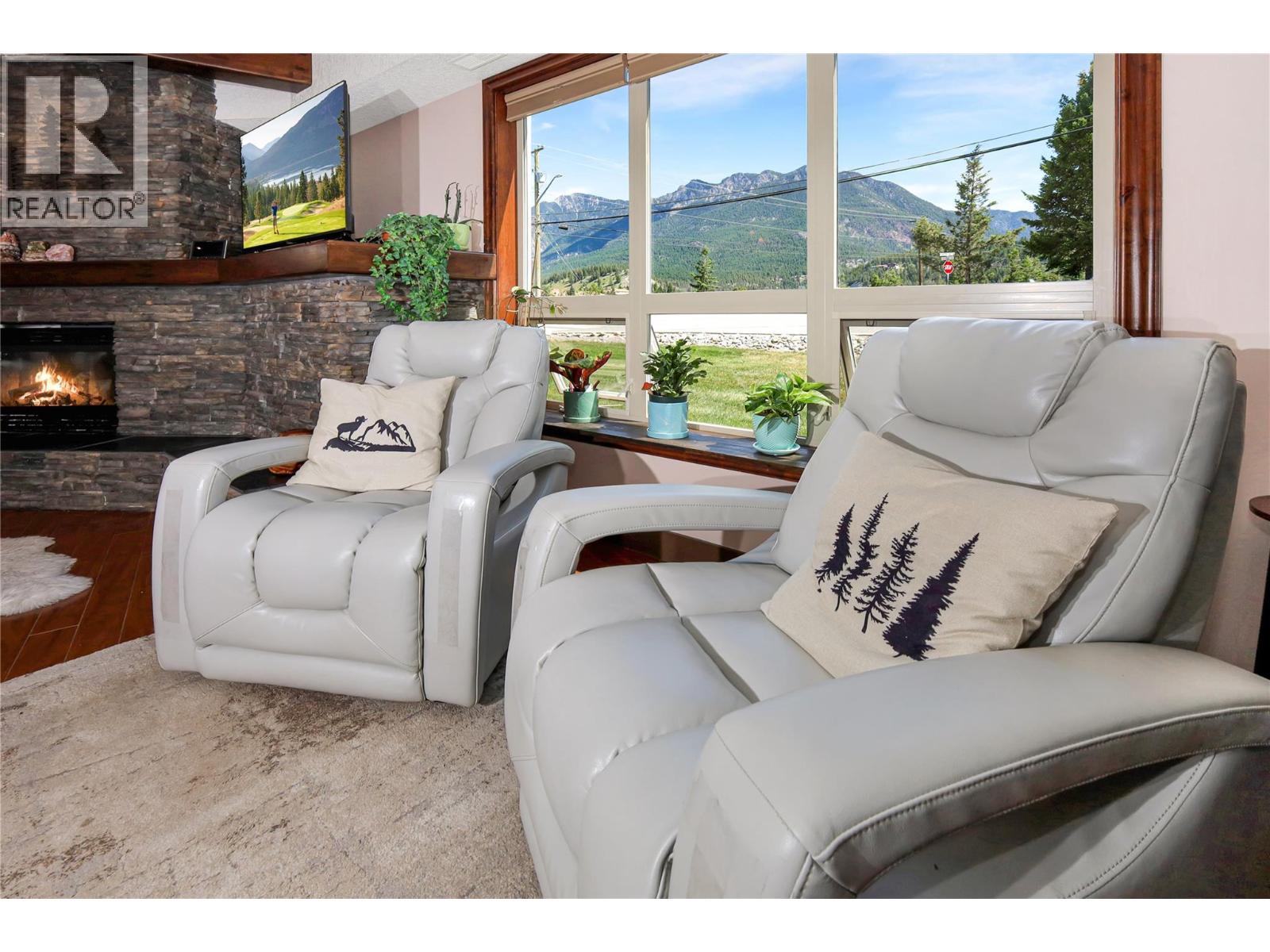 7495 Columbia Avenue Unit# 1106, Radium Hot Springs, British Columbia  V0A 1M0 - Photo 10 - 10392392