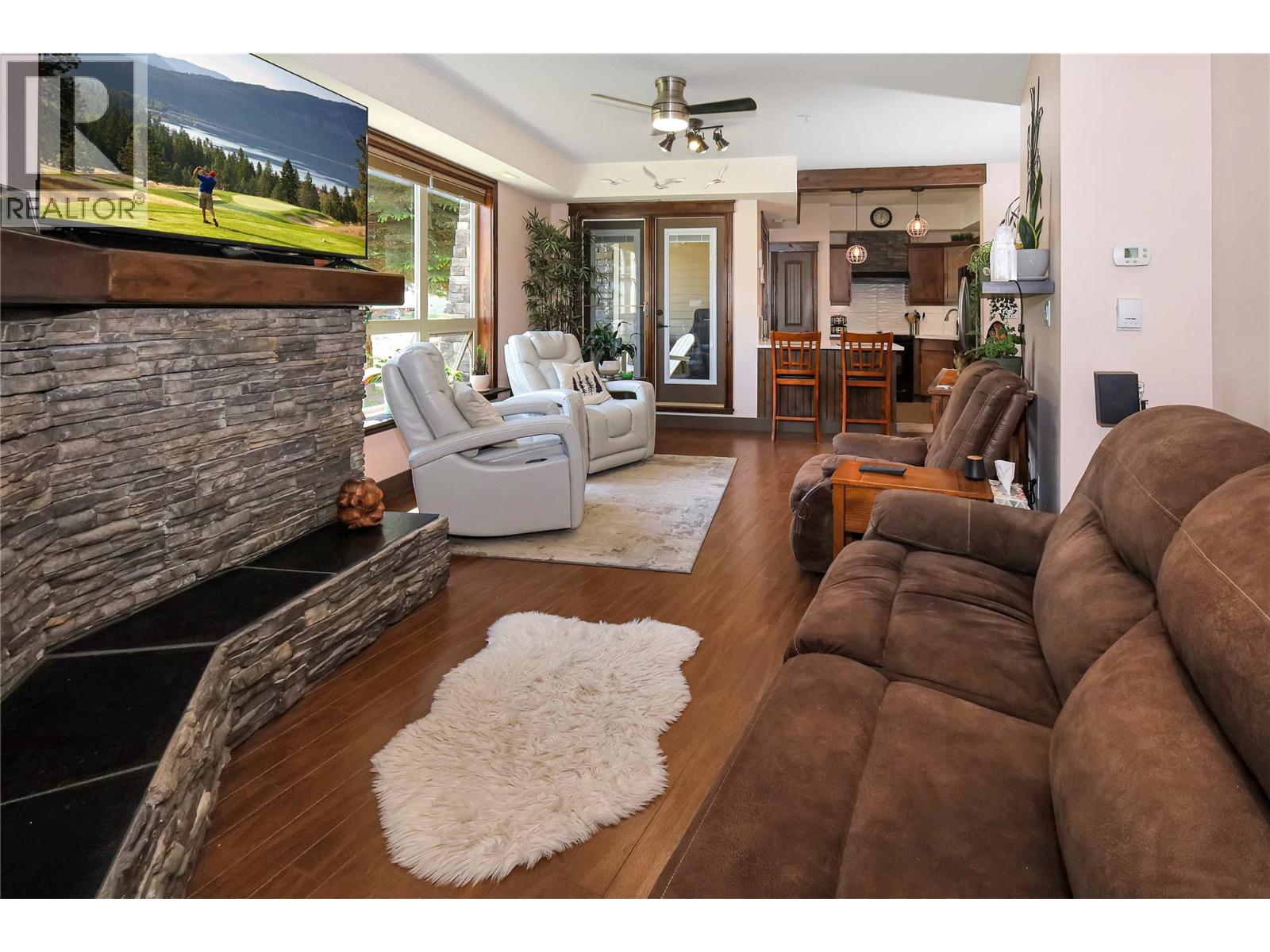 7495 Columbia Avenue Unit# 1106, Radium Hot Springs, British Columbia  V0A 1M0 - Photo 11 - 10392392