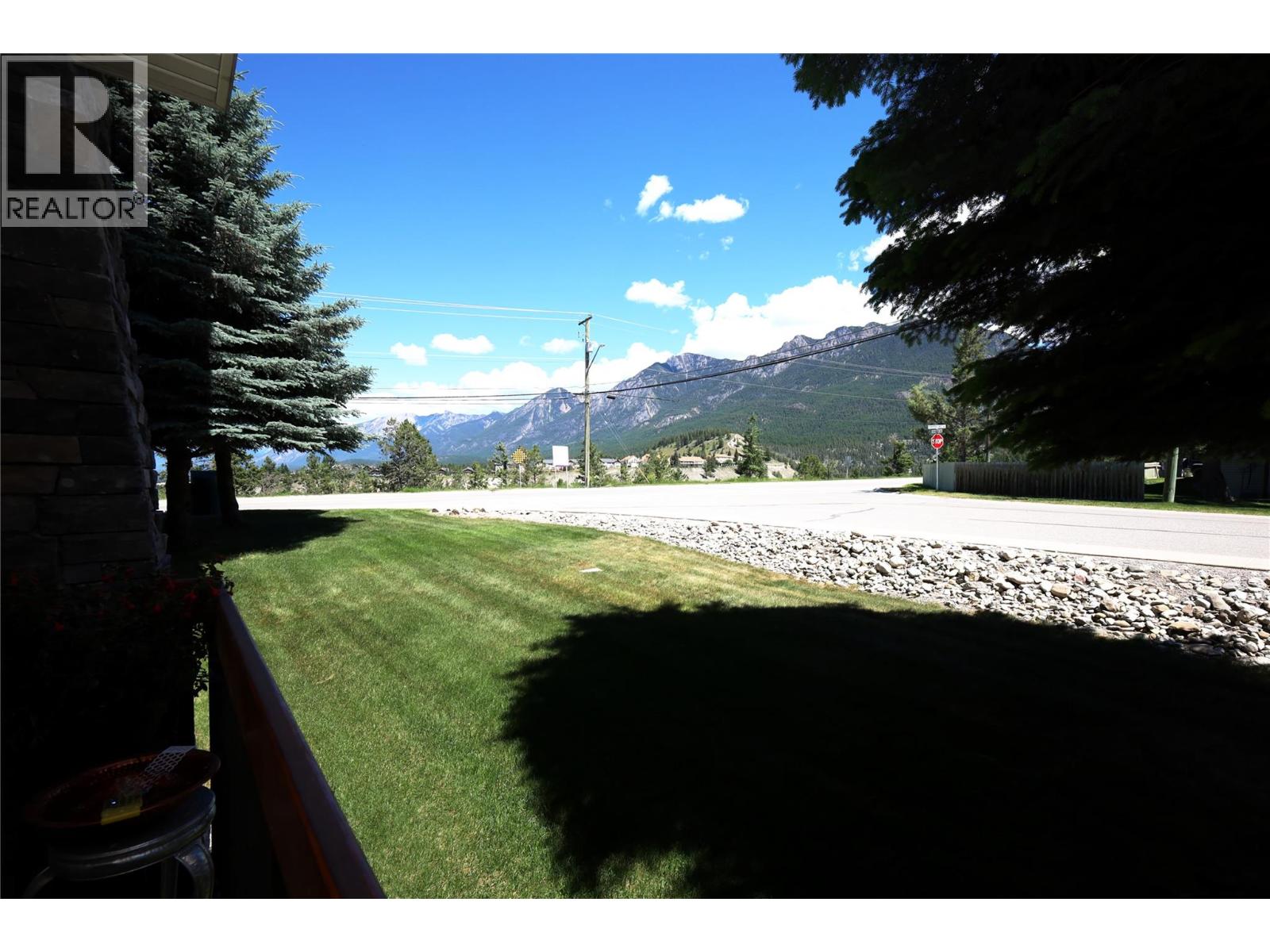 7495 Columbia Avenue Unit# 1106, Radium Hot Springs, British Columbia  V0A 1M0 - Photo 17 - 10392392