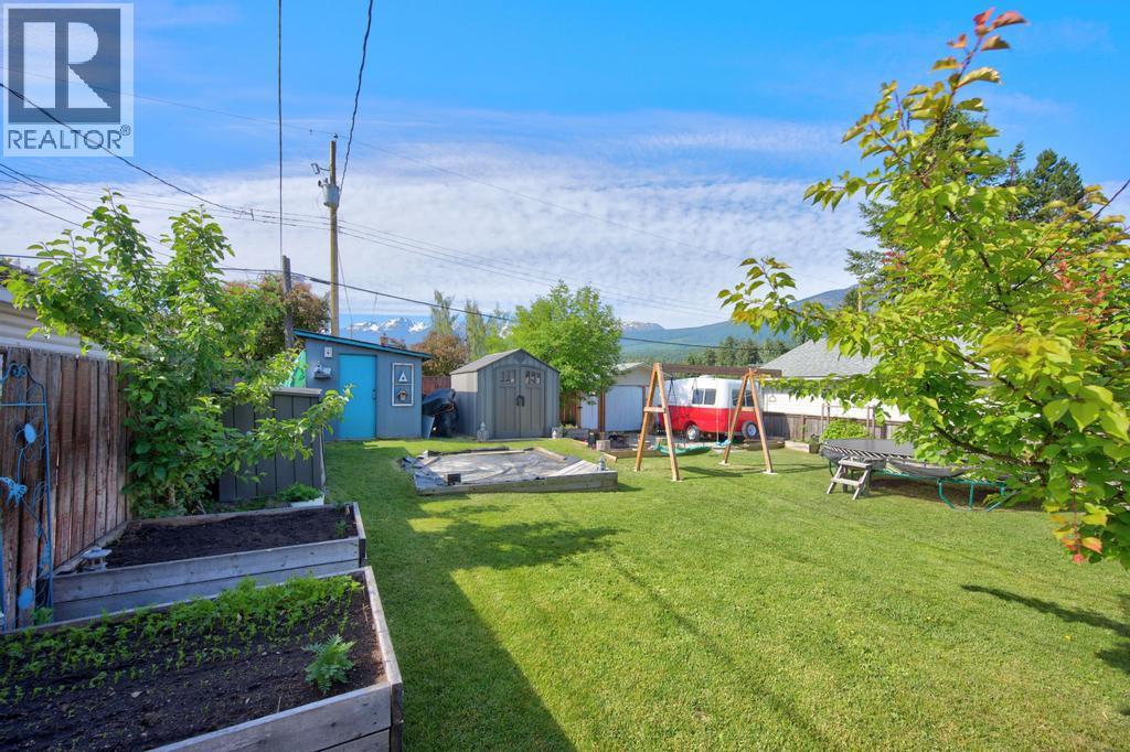 1206 12th  S Street, Golden, British Columbia  V0A 1H0 - Photo 41 - 10392225