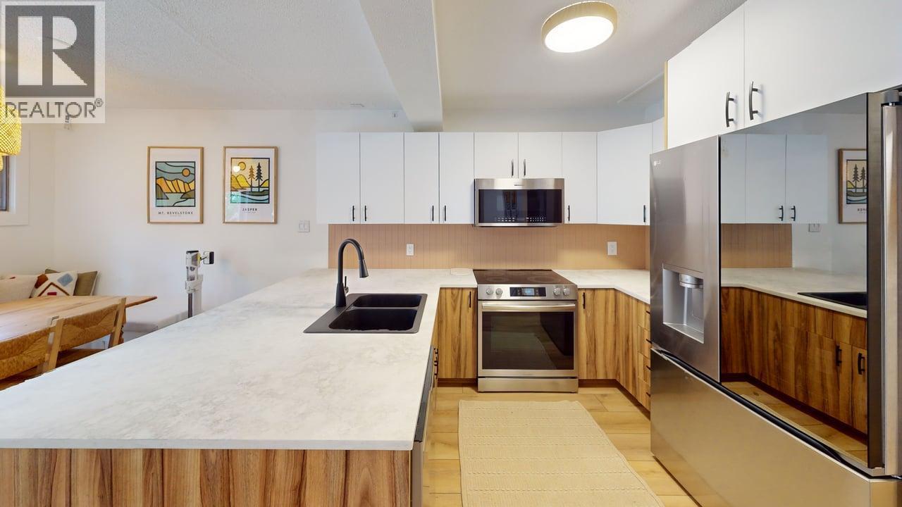 2030 Panorama Drive Unit# 824, Panorama, British Columbia  V0A 1T0 - Photo 4 - 10392725