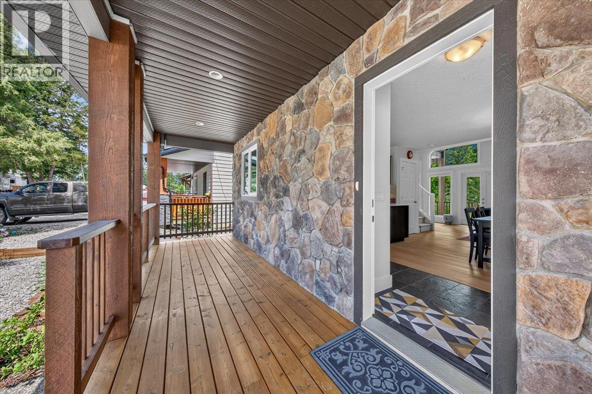4868 Riverview Drive Unit# 71, Edgewater, British Columbia  V0A 1E0 - Photo 3 - 10391582