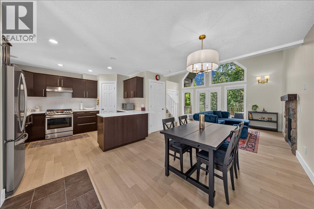 4868 Riverview Drive Unit# 71, Edgewater, British Columbia  V0A 1E0 - Photo 5 - 10391582