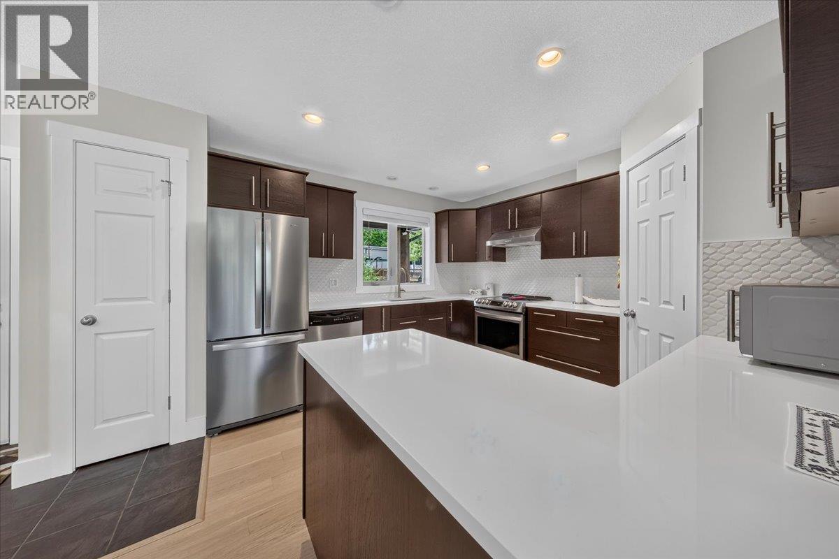 4868 Riverview Drive Unit# 71, Edgewater, British Columbia  V0A 1E0 - Photo 6 - 10391582
