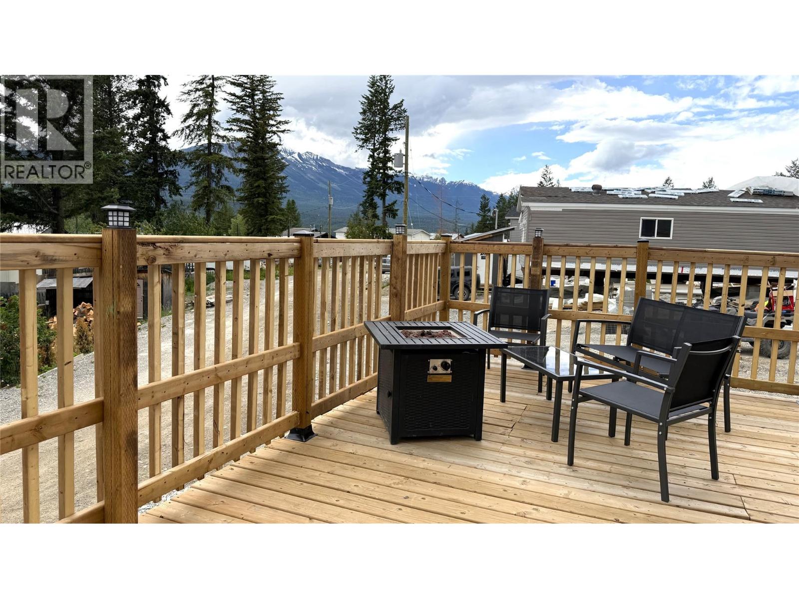 686 Almberg Road Unit# 51, Golden, British Columbia  V0A 1H2 - Photo 2 - 10392699