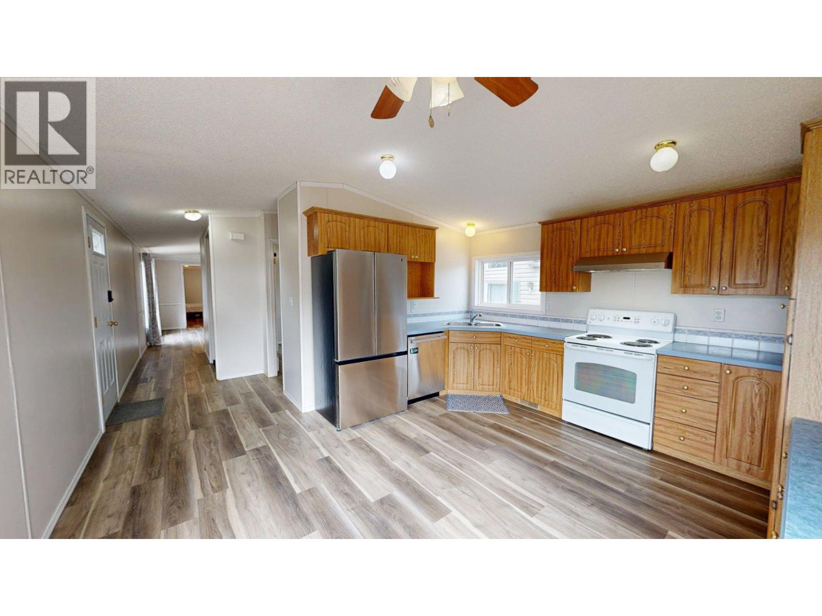 686 Almberg Road Unit# 51, Golden, British Columbia  V0A 1H2 - Photo 4 - 10392699