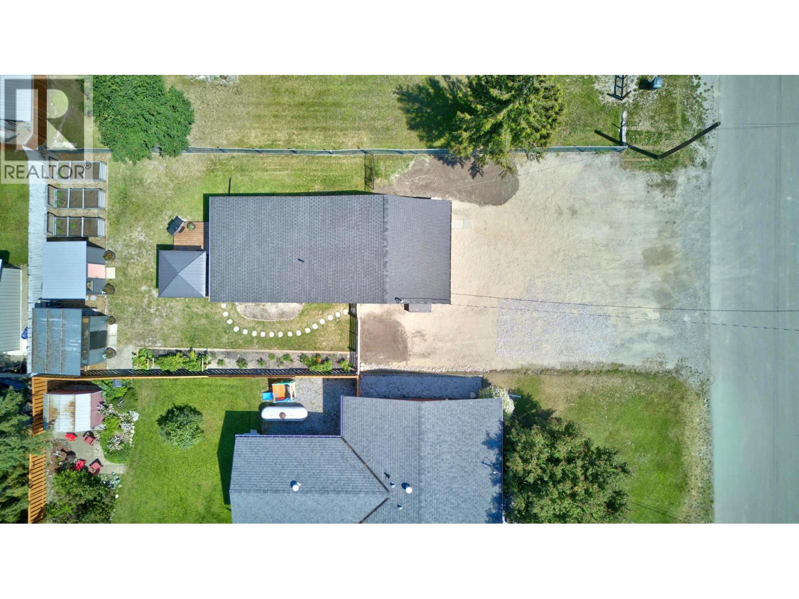 513 8th Street S, Golden, British Columbia  V0A 1H0 - Photo 28 - 10392808