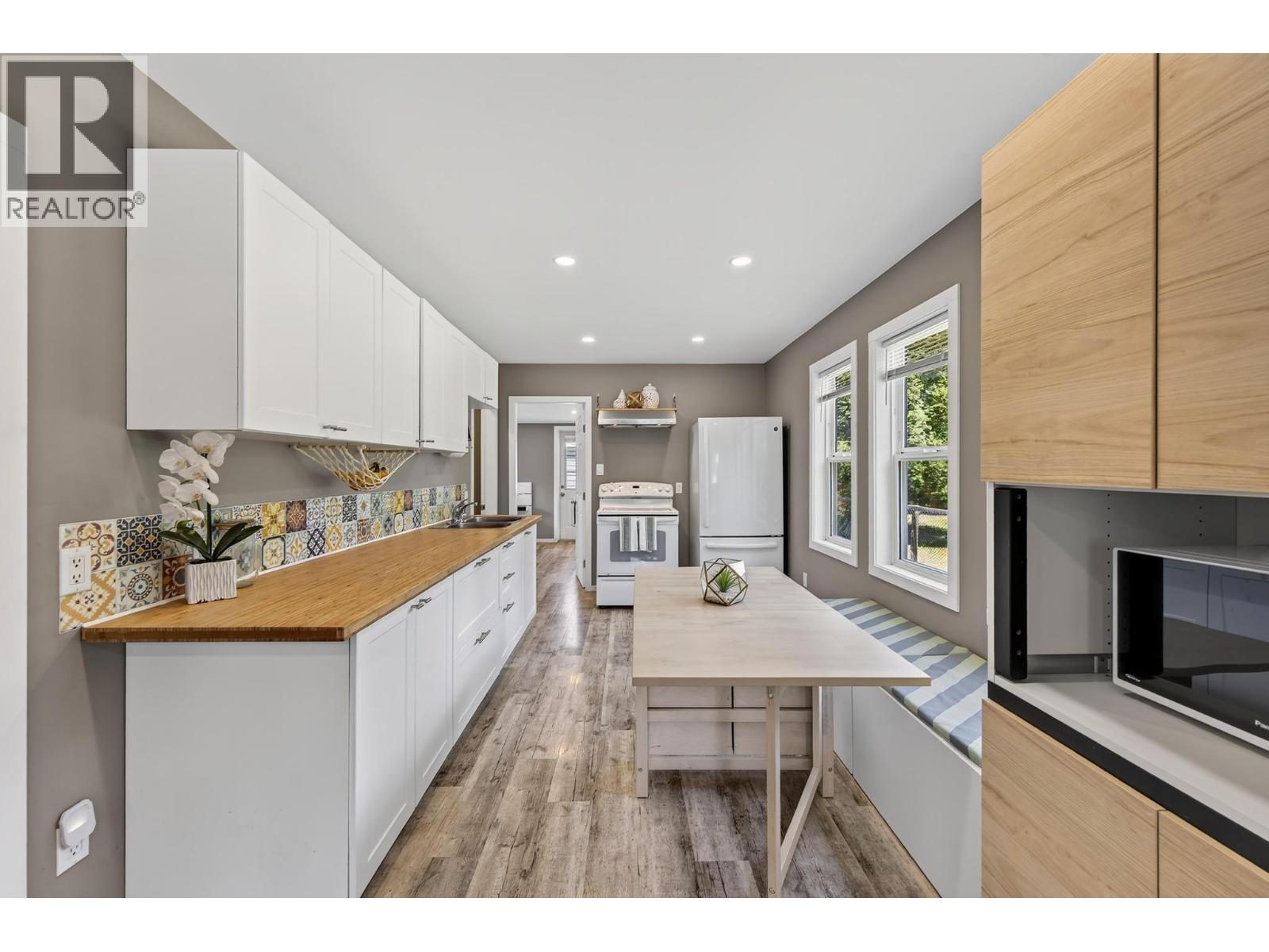513 8th Street S, Golden, British Columbia  V0A 1H0 - Photo 4 - 10392808