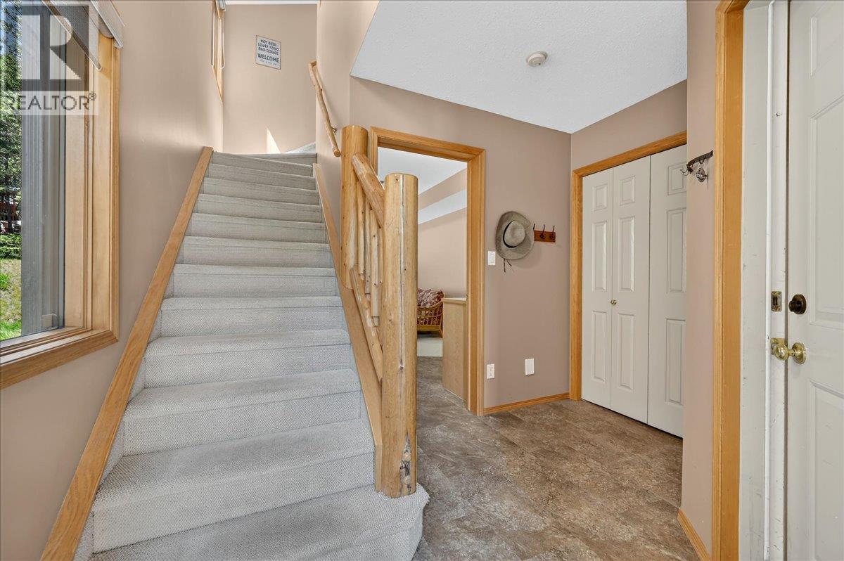 835 Lakeview Drive Unit# 3, Windermere, British Columbia  V0A 1K3 - Photo 12 - 10392772