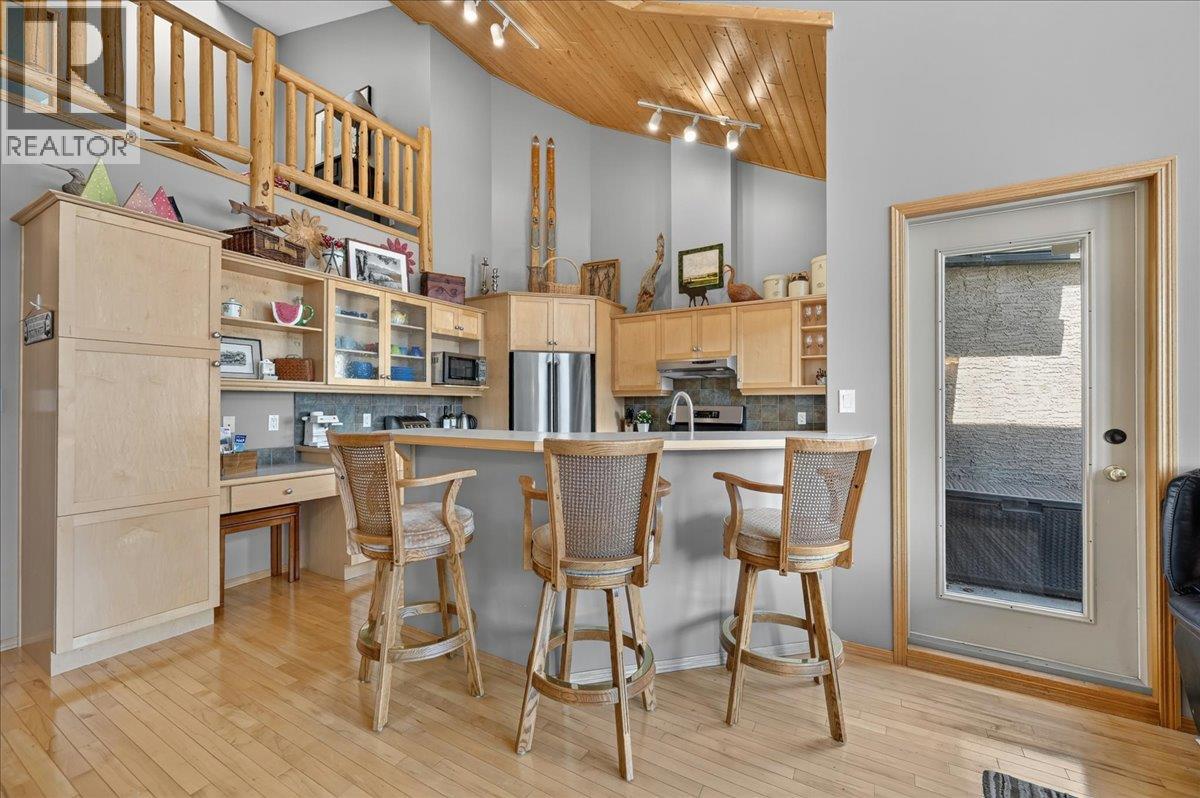 835 Lakeview Drive Unit# 3, Windermere, British Columbia  V0A 1K3 - Photo 15 - 10392772