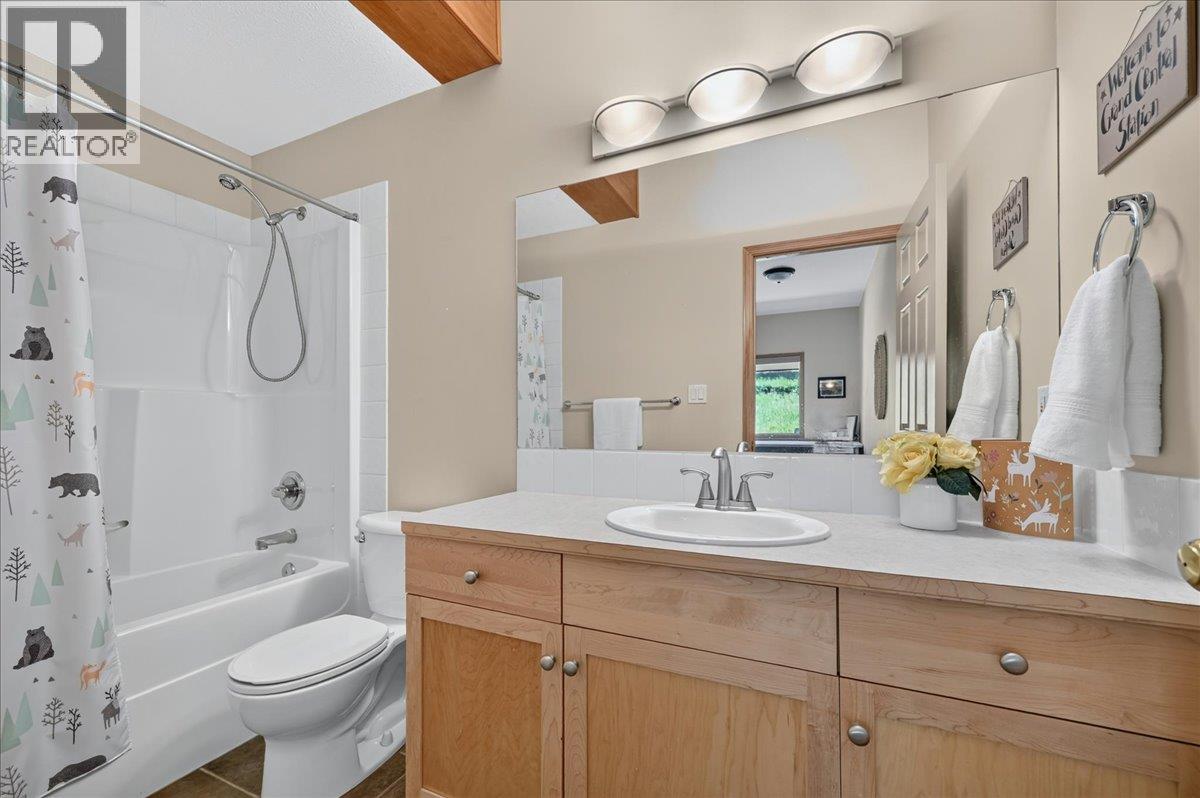 835 Lakeview Drive Unit# 3, Windermere, British Columbia  V0A 1K3 - Photo 45 - 10392772