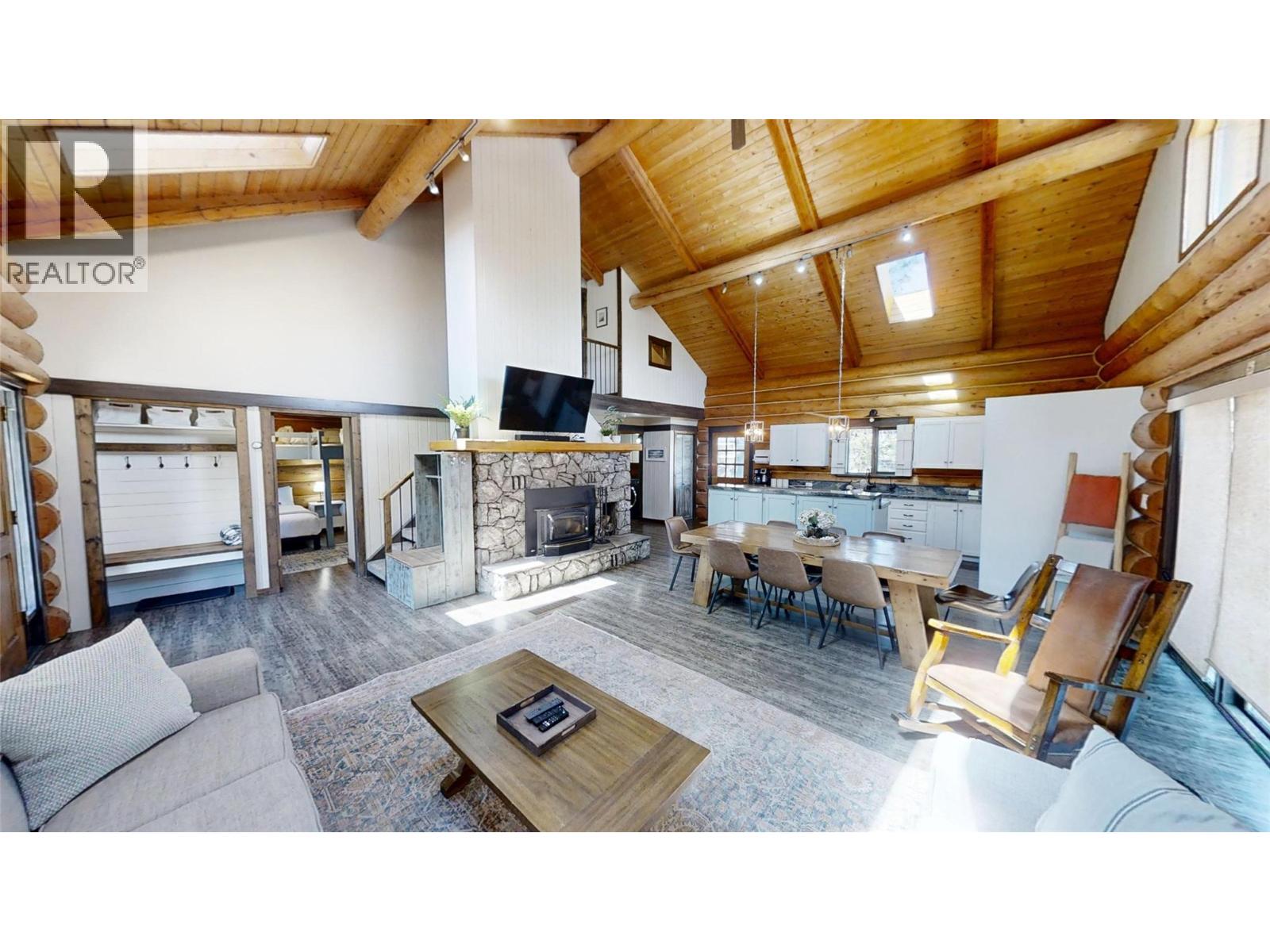 1600 14th Street, Invermere, British Columbia  V0A 1K0 - Photo 10 - 10392806