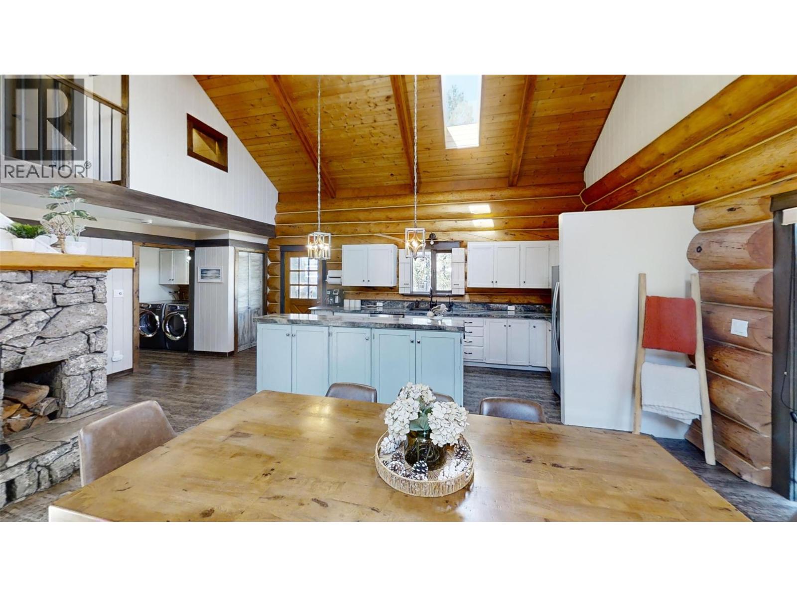 1600 14th Street, Invermere, British Columbia  V0A 1K0 - Photo 41 - 10392806