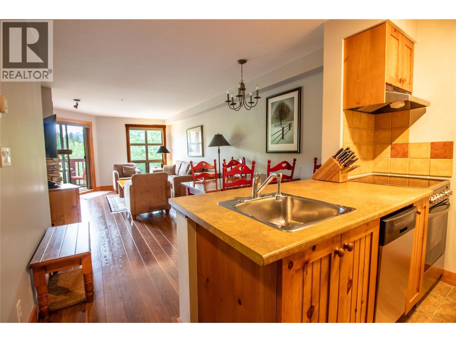 2080 Summit Drive Unit# 309, Panorama, British Columbia