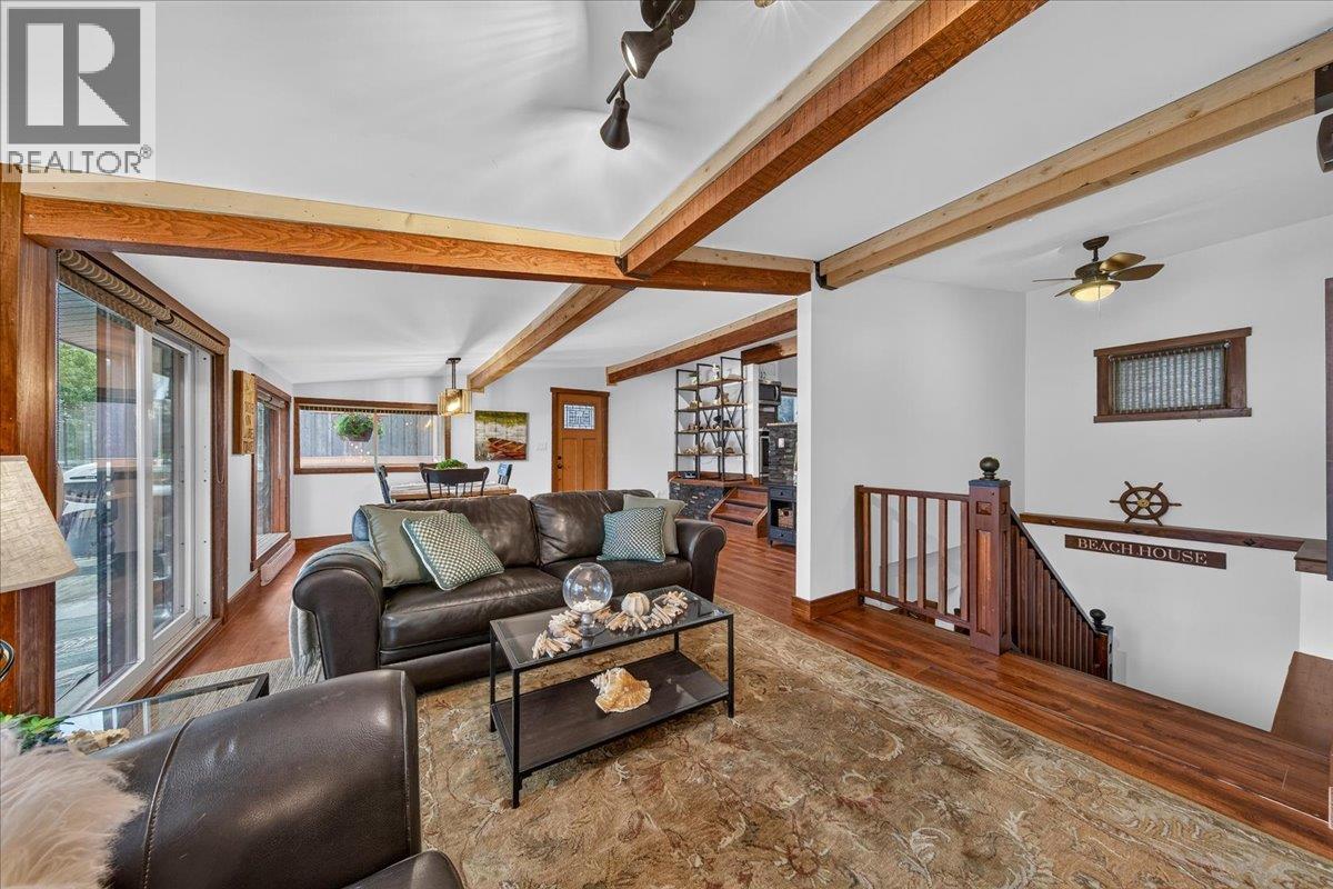 1518 Lower Lakeview Lane, Invermere, British Columbia  V0A 1K0 - Photo 9 - 10393318