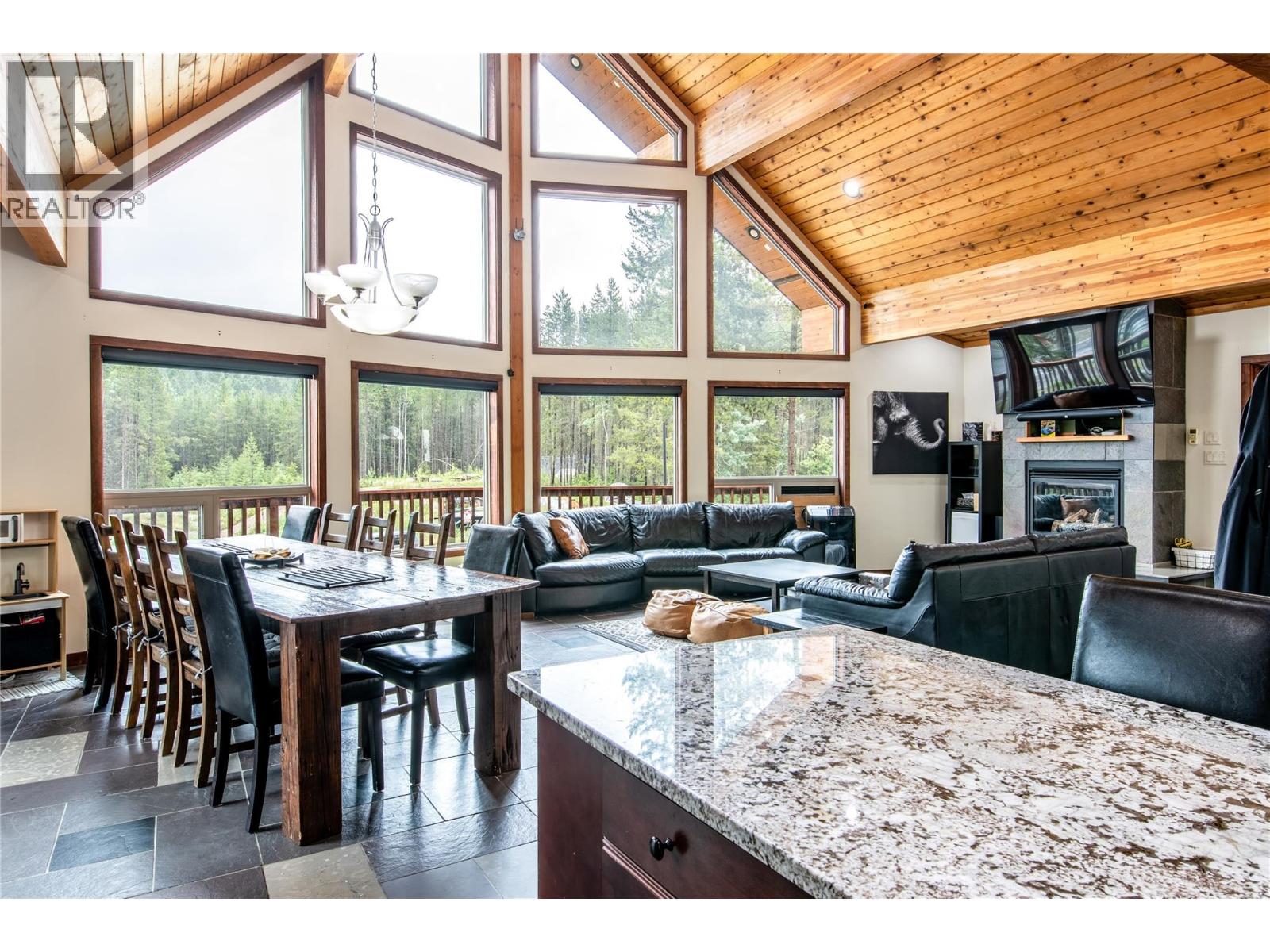 1445 Granite Drive, Golden, British Columbia  V0A 1H3 - Photo 8 - 10393323